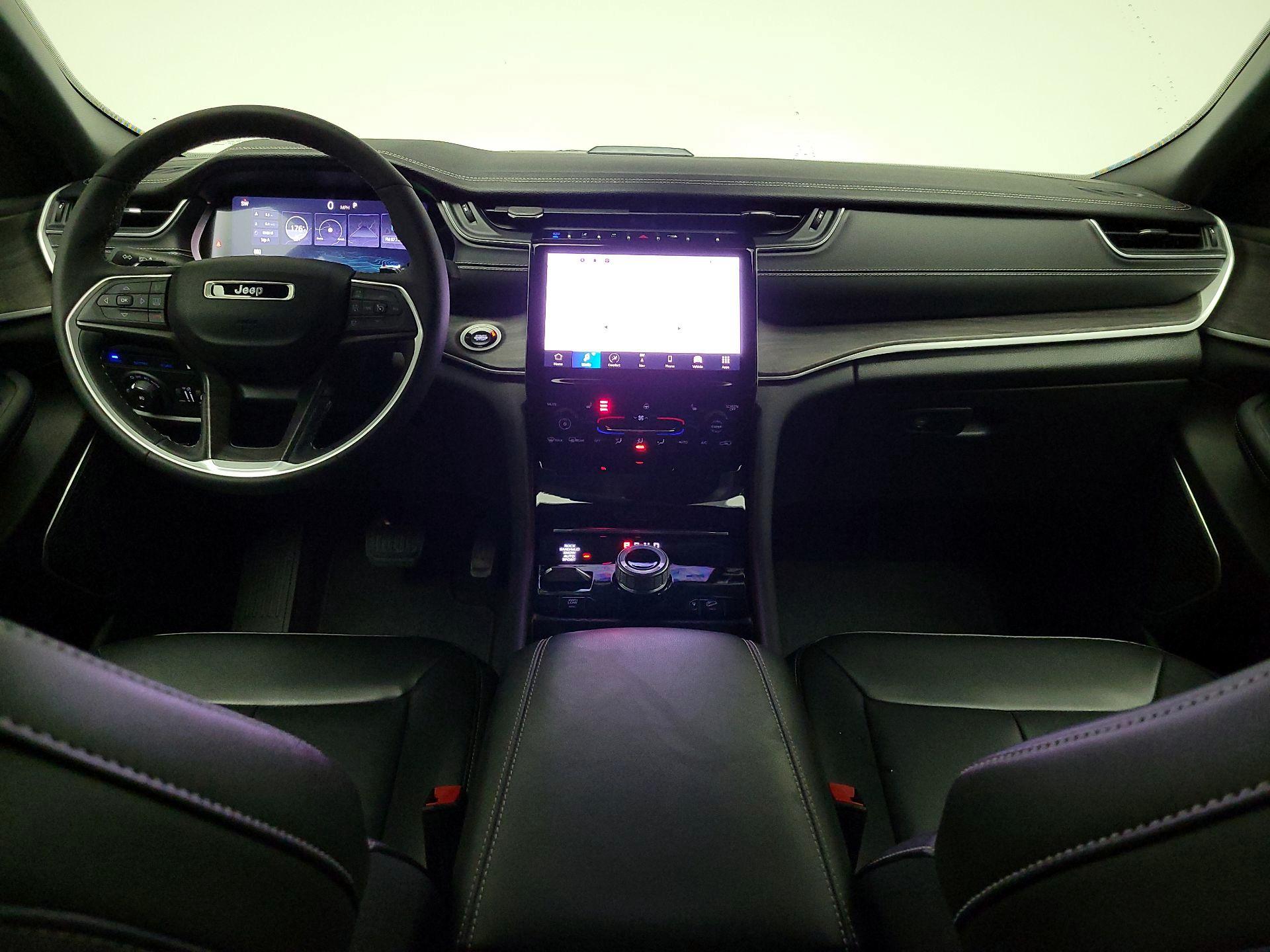 Thumbnail: 2024 Jeep Grand Cherokee - 9
