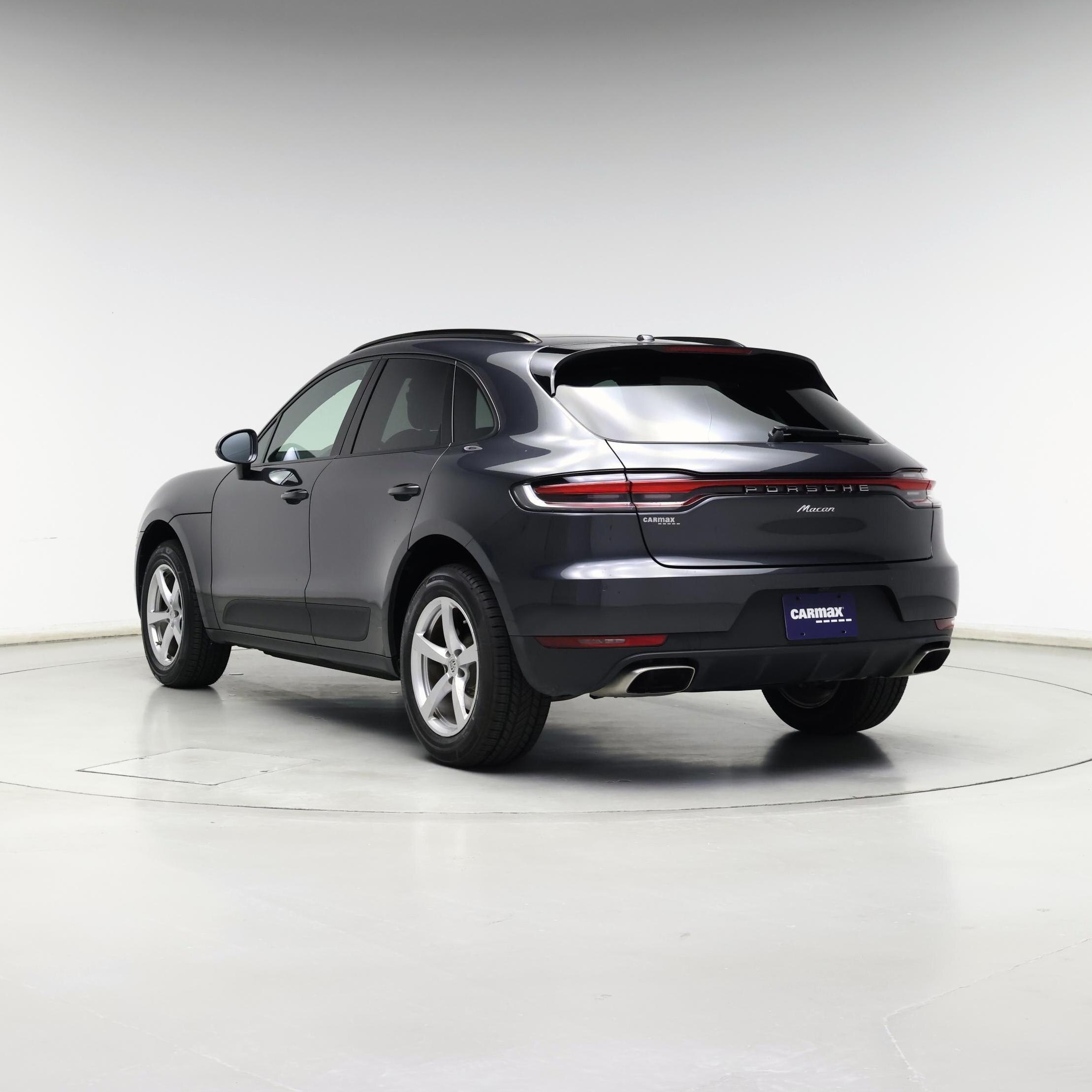 Thumbnail: 2021 Porsche Macan - 2
