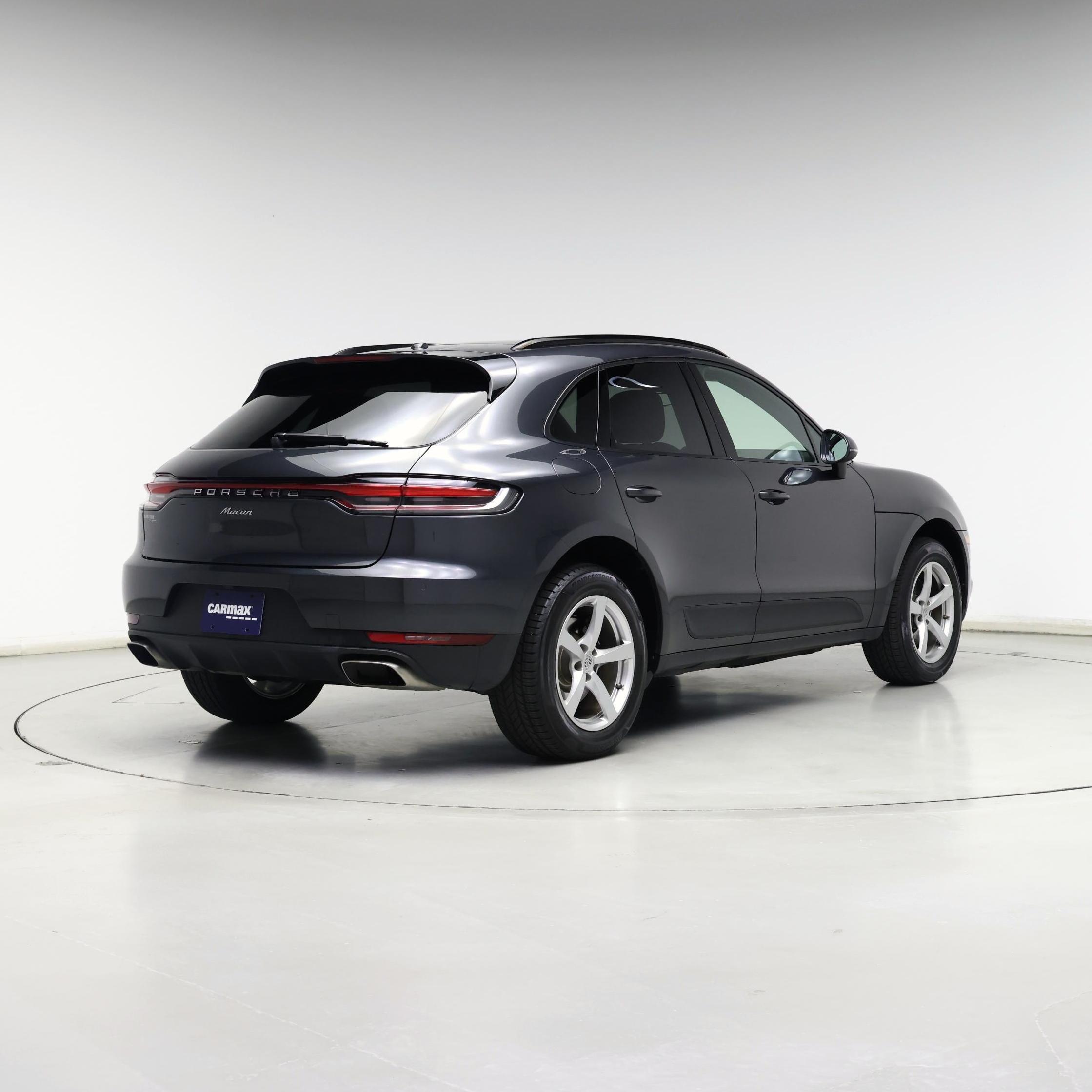 Thumbnail: 2021 Porsche Macan - 8