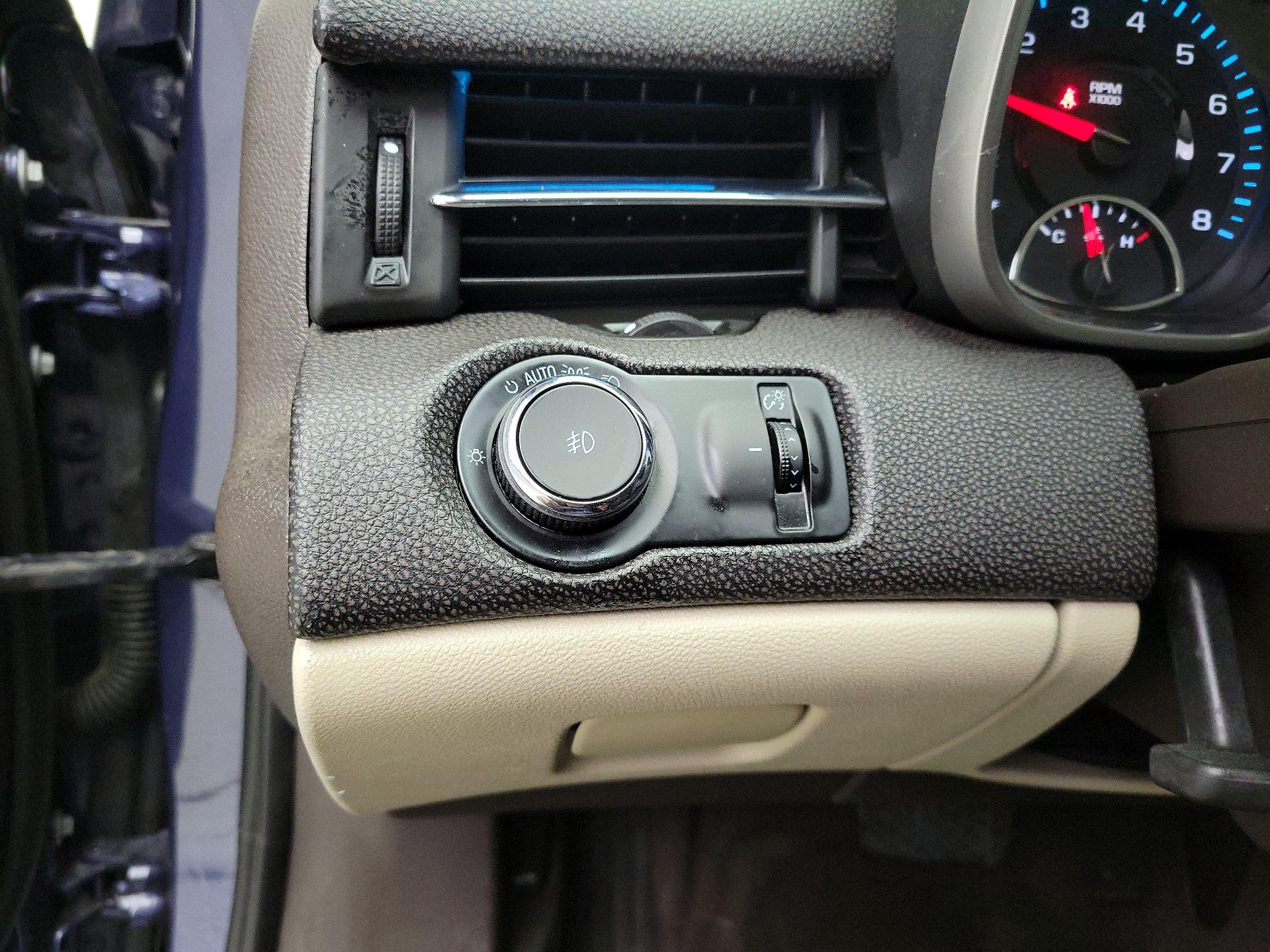 Thumbnail: 2014 Chevrolet Malibu - 13