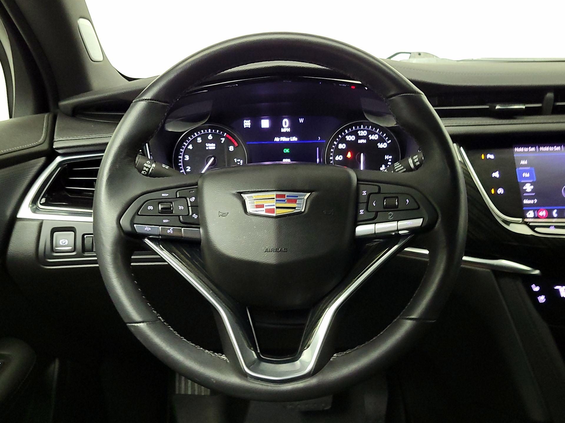 Thumbnail: 2020 Cadillac XT6 - 10