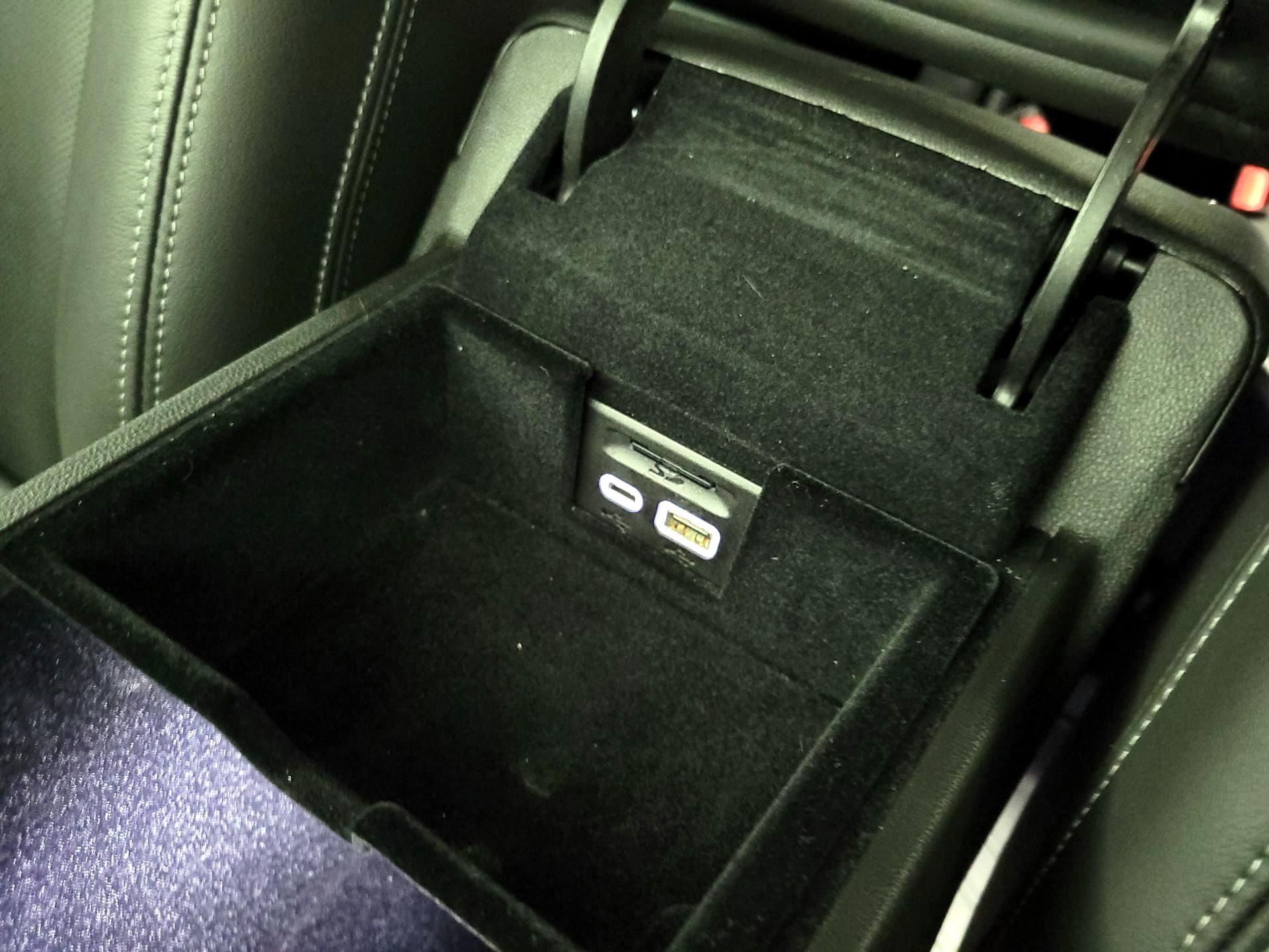 Thumbnail: 2020 Cadillac XT6 - 18