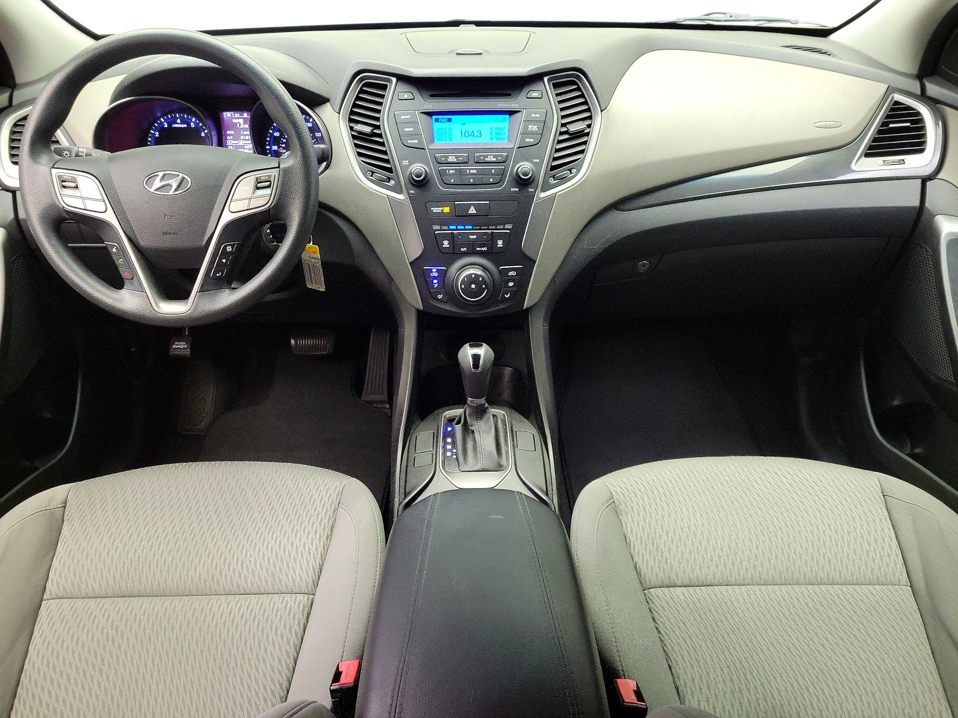 Thumbnail: 2015 Hyundai Santa Fe - 9