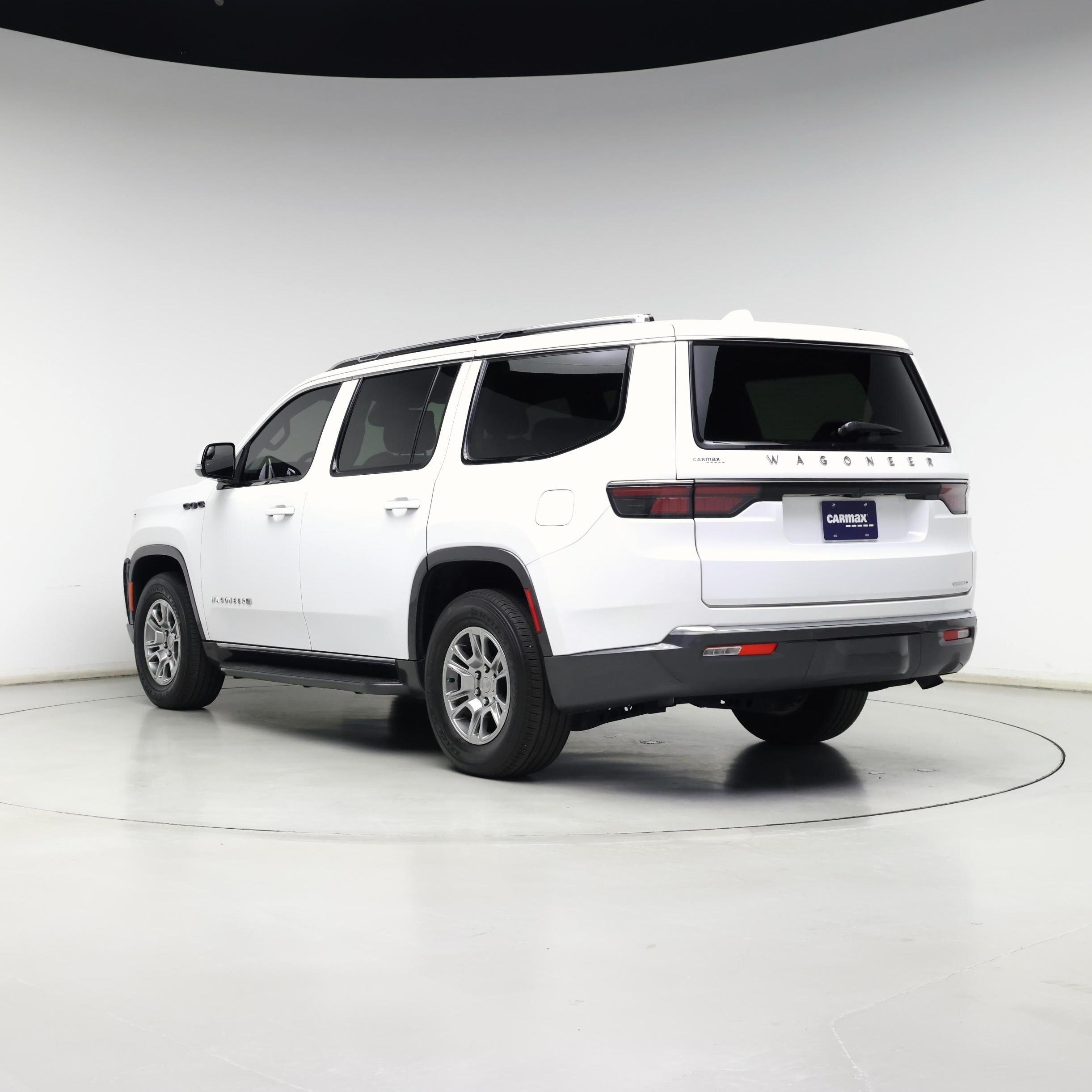 Thumbnail: 2022 Jeep Wagoneer - 2