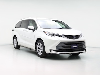 White 2021 Toyota Sienna Hybrid Limited