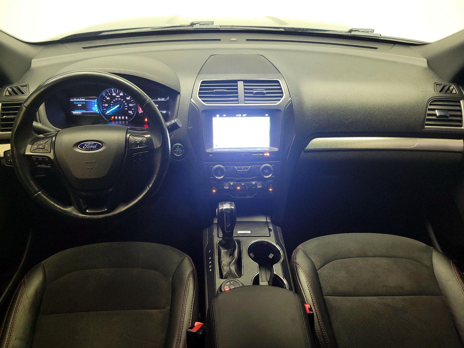 Thumbnail: 2018 Ford Explorer - 9