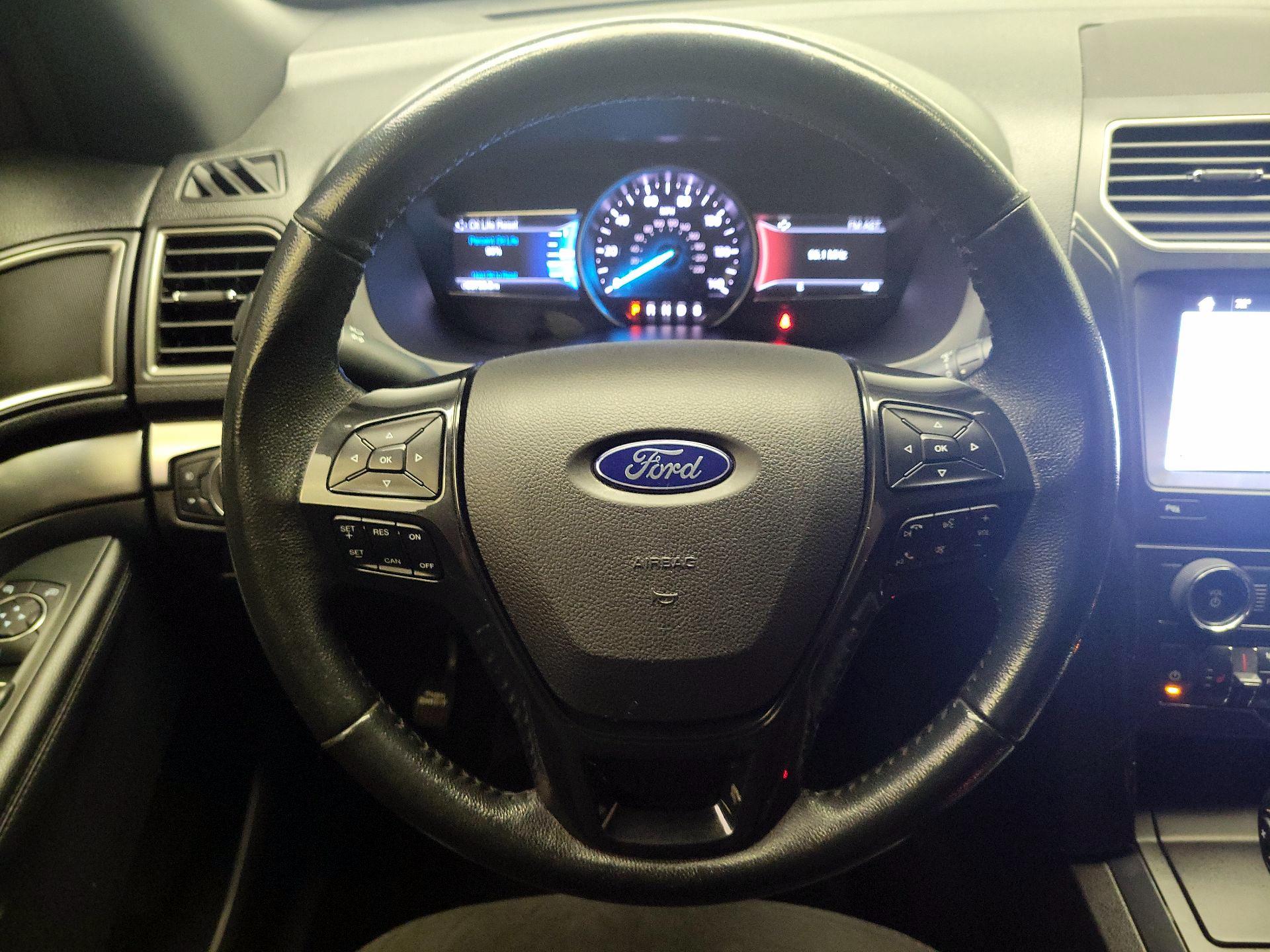 Thumbnail: 2018 Ford Explorer - 10