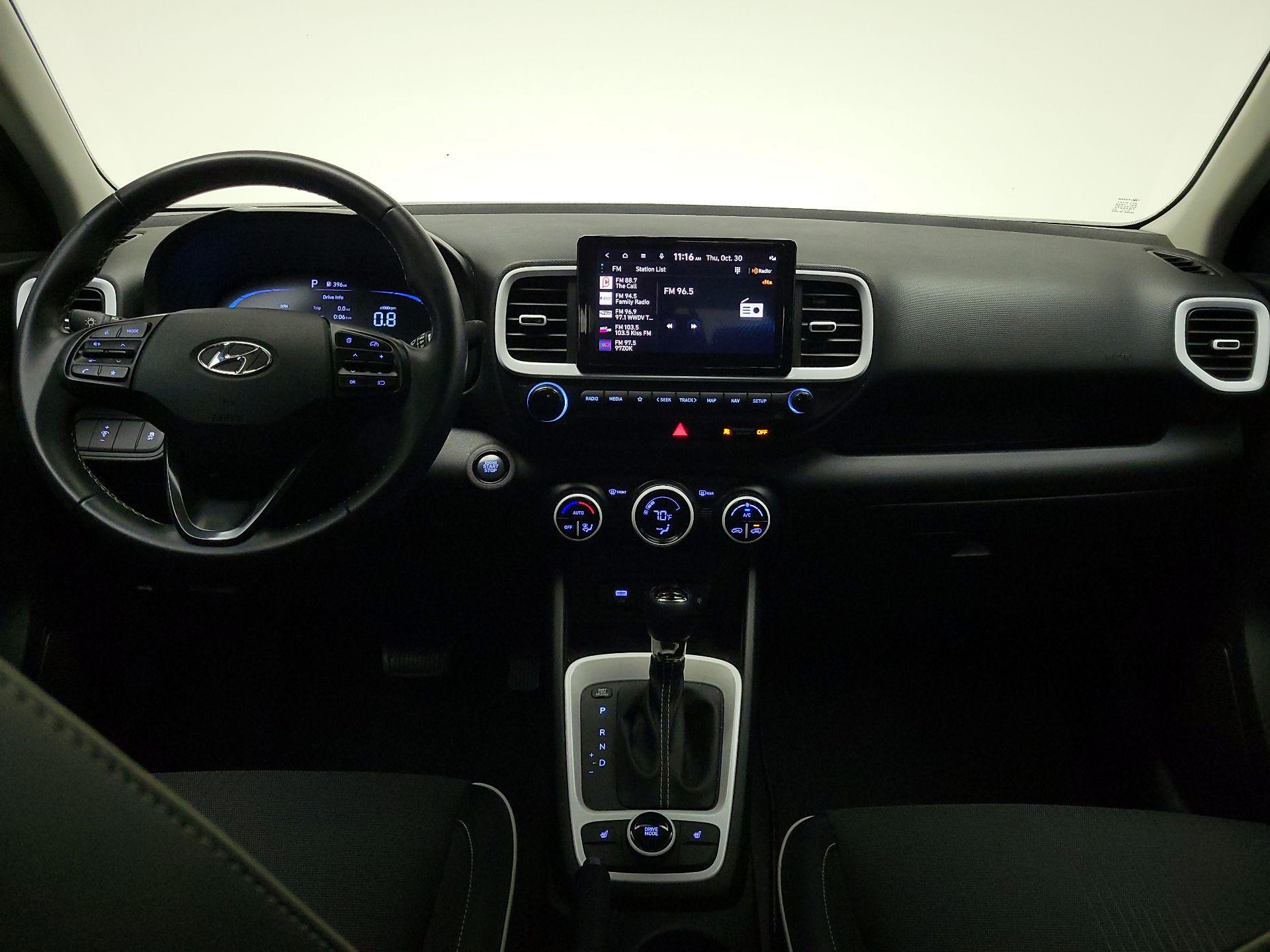 Thumbnail: 2023 Hyundai Venue - 9