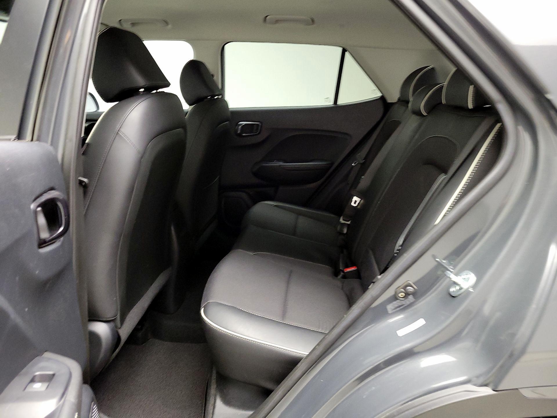 Thumbnail: 2023 Hyundai Venue - 20