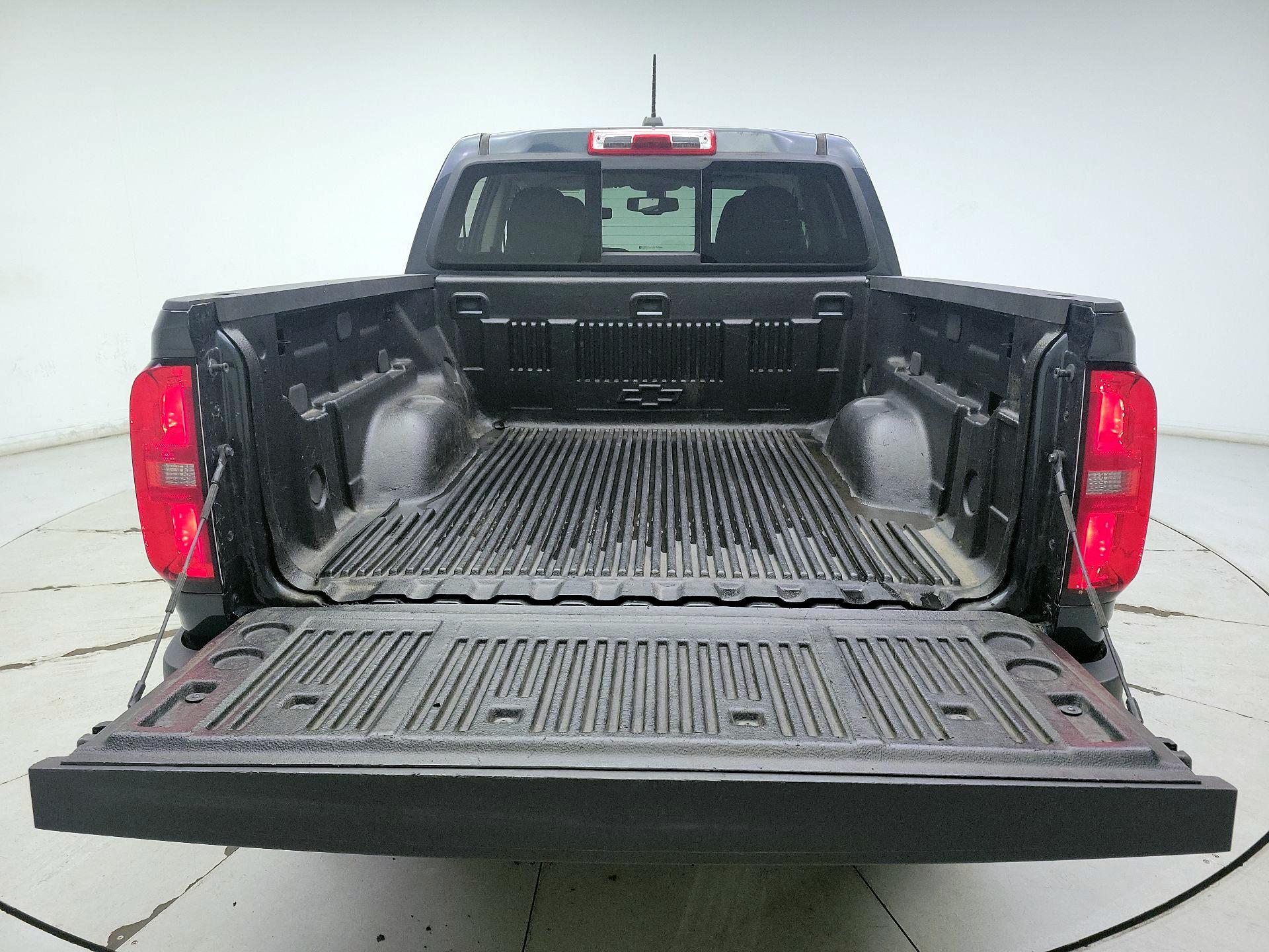 Thumbnail: 2018 Chevrolet Colorado - 20