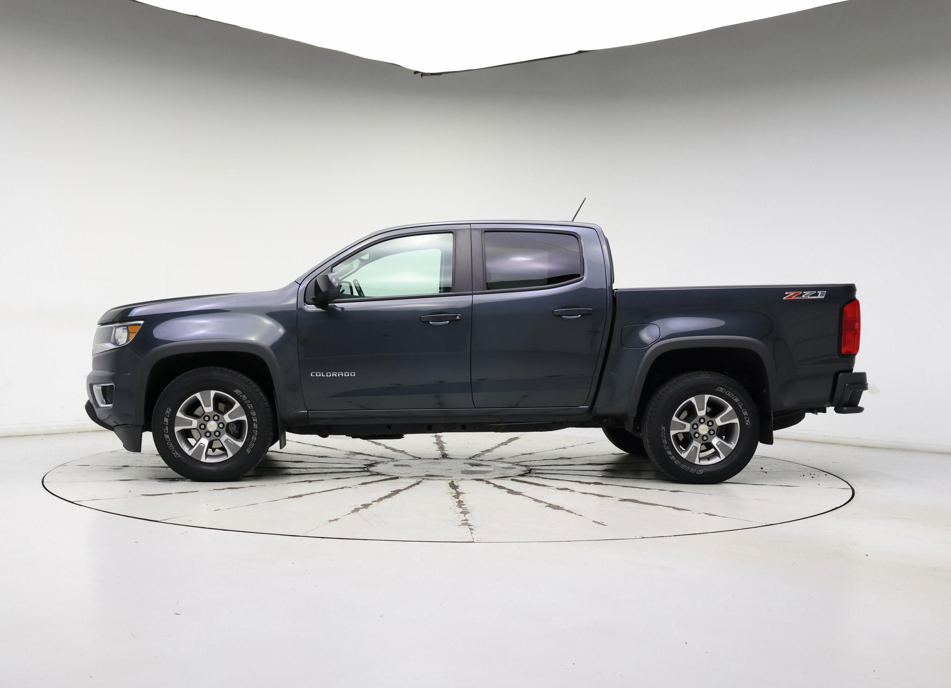 Thumbnail: 2018 Chevrolet Colorado - 3