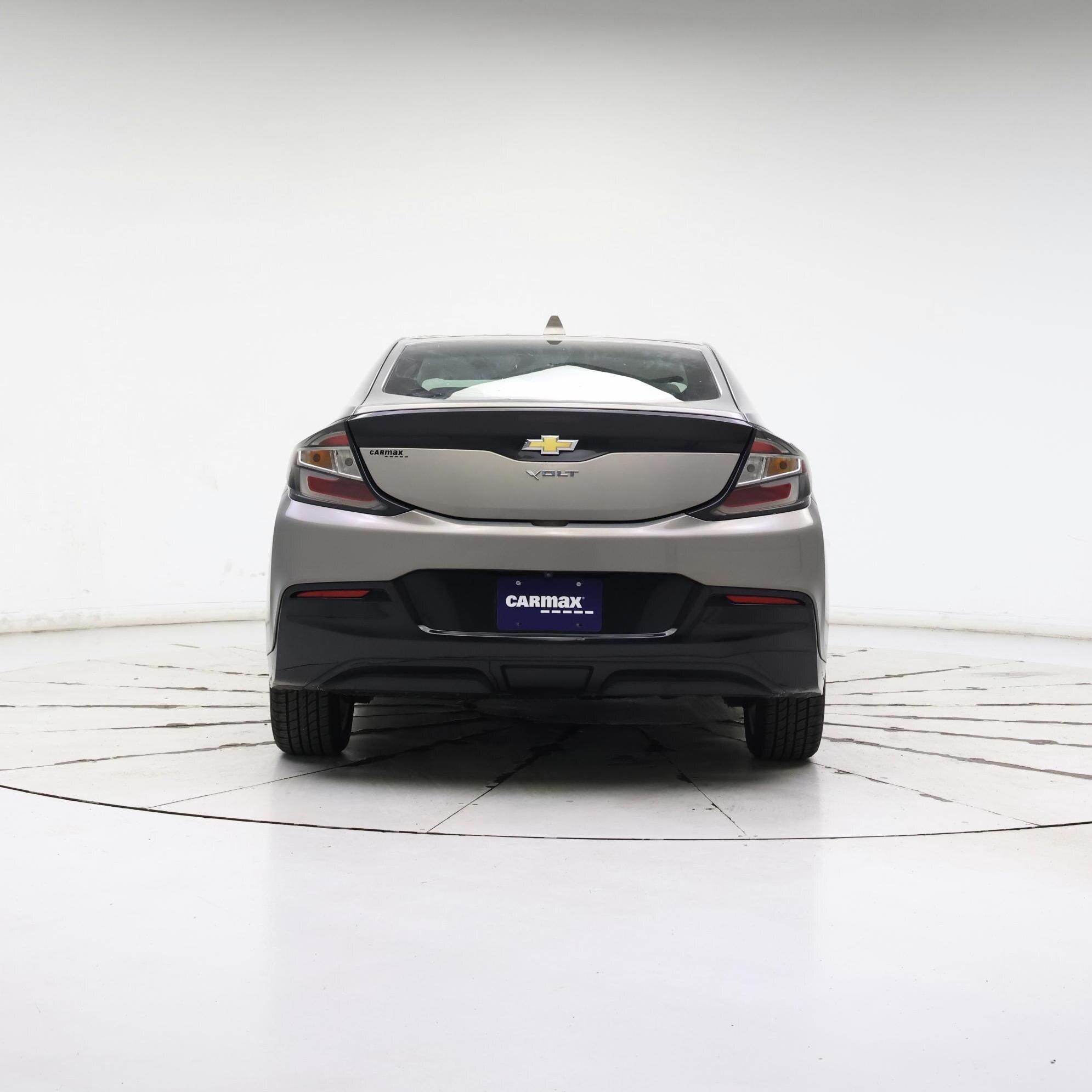 Thumbnail: 2017 Chevrolet Volt - 6