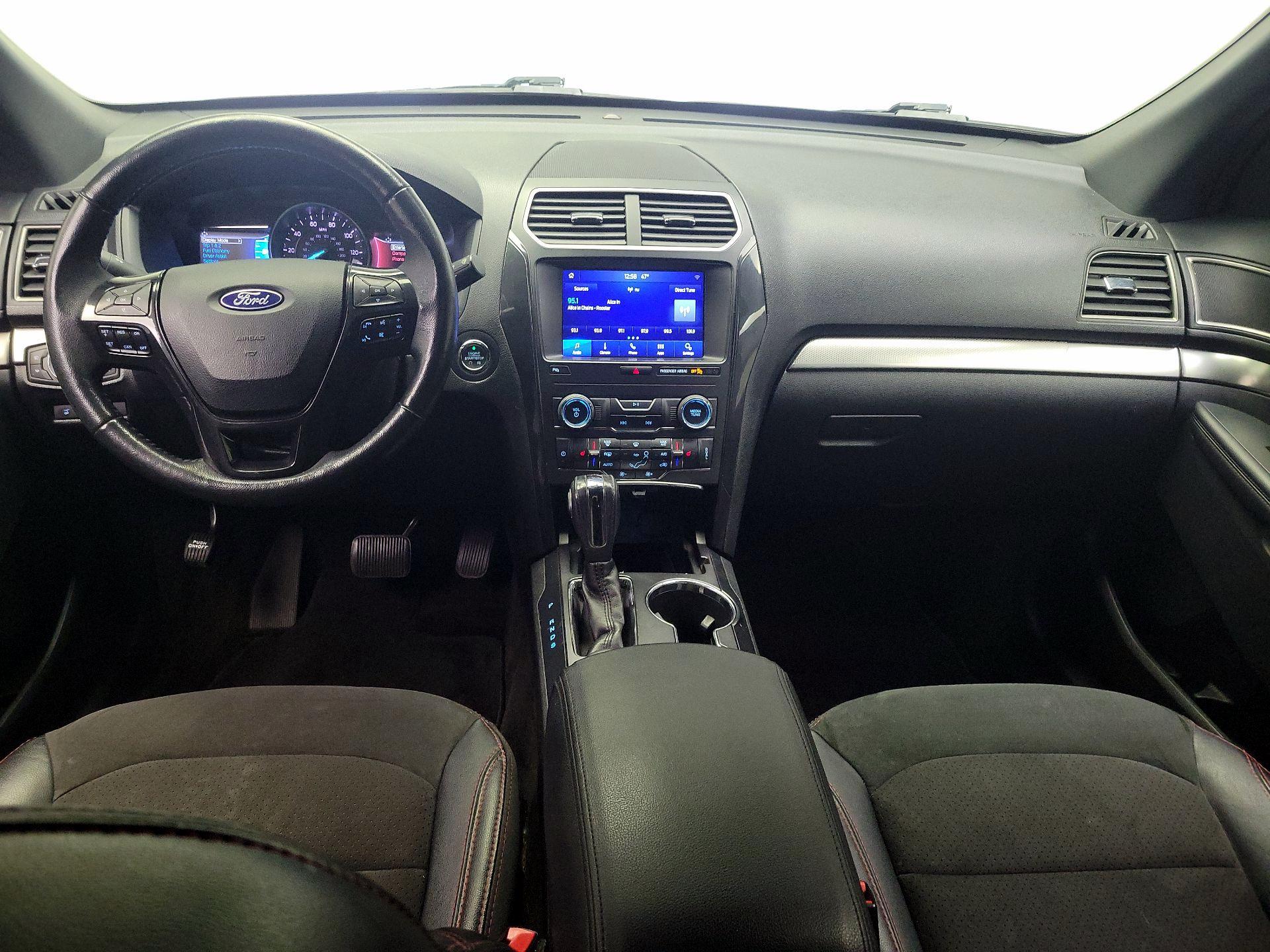 Thumbnail: 2018 Ford Explorer - 9