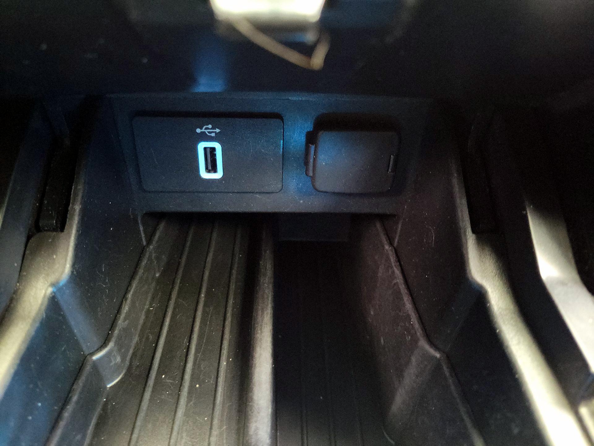 Thumbnail: 2018 Ford Explorer - 18