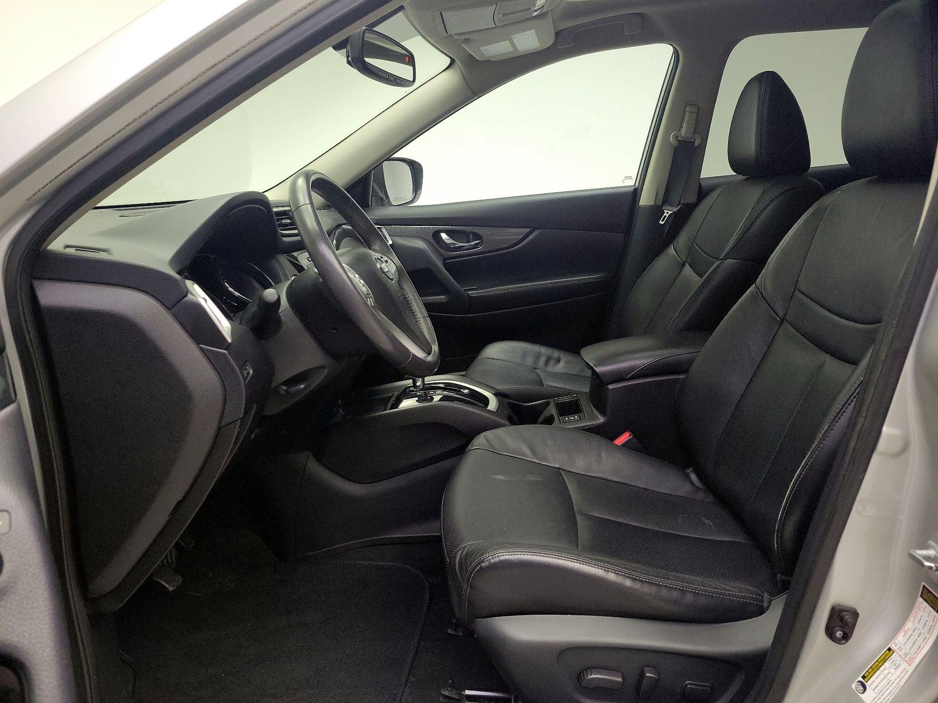 Thumbnail: 2015 Nissan Rogue - 11