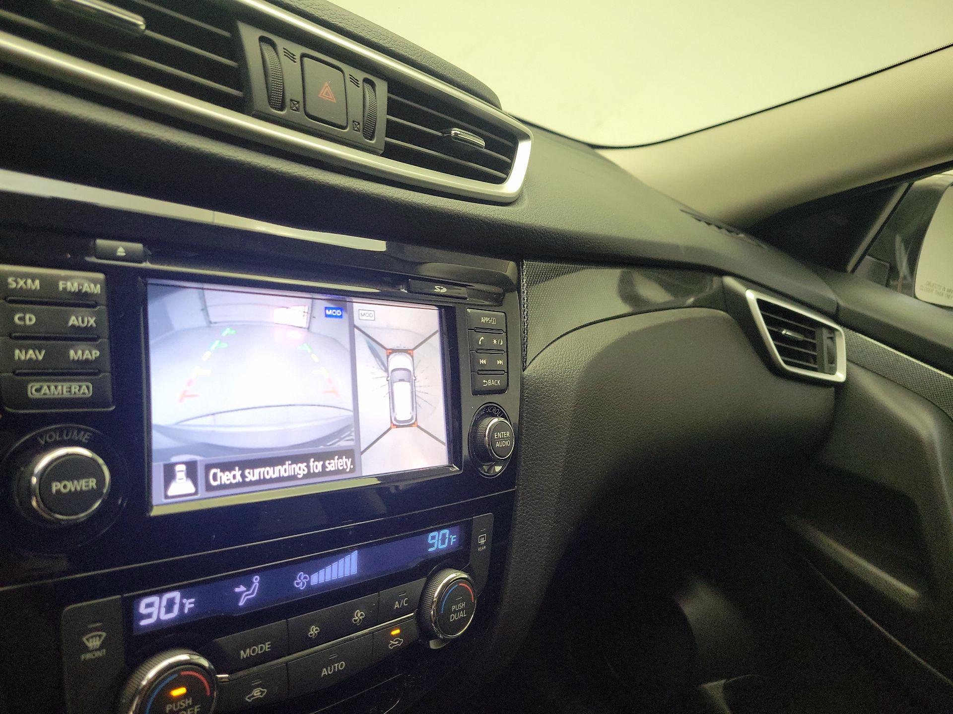 Thumbnail: 2015 Nissan Rogue - 15