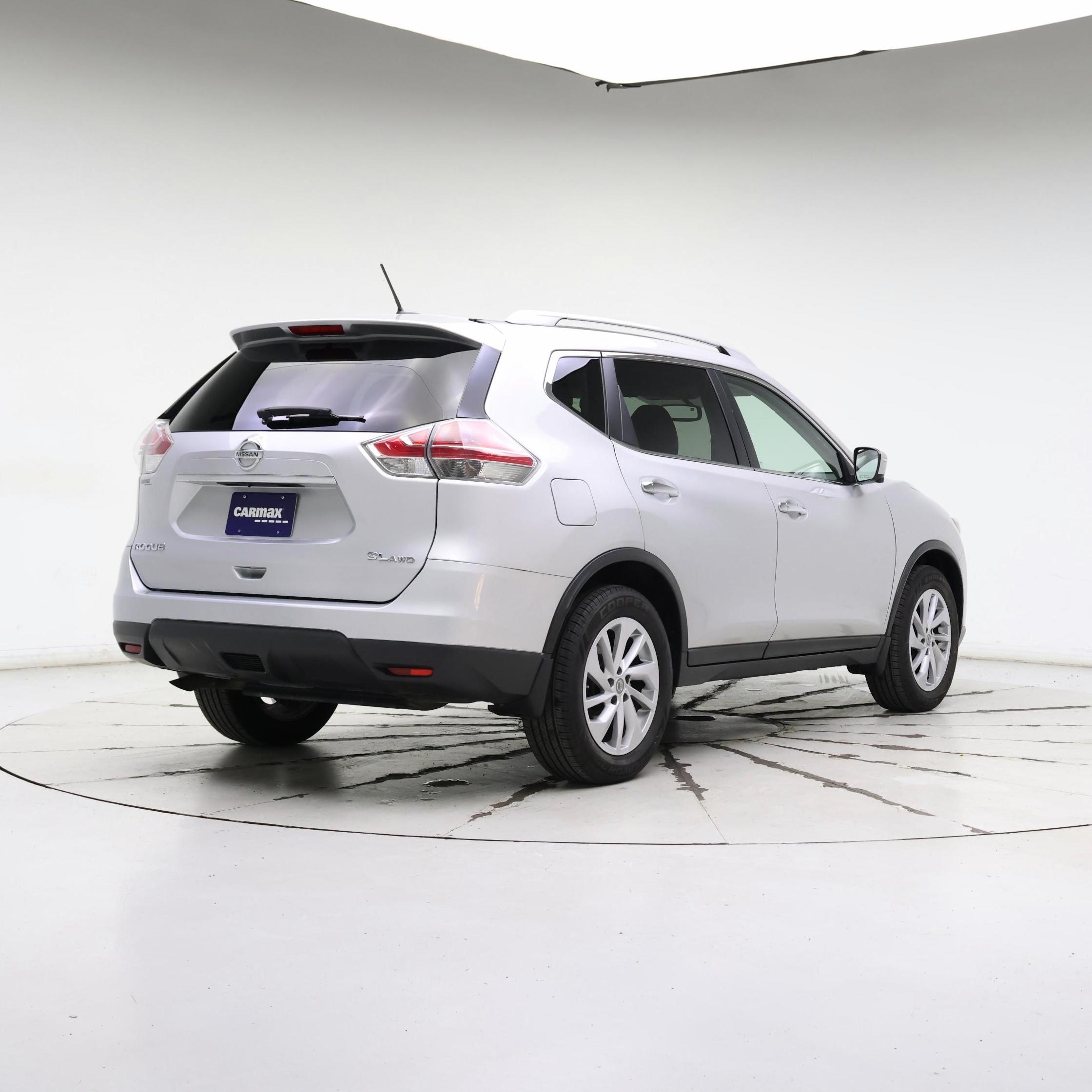 Thumbnail: 2015 Nissan Rogue - 8