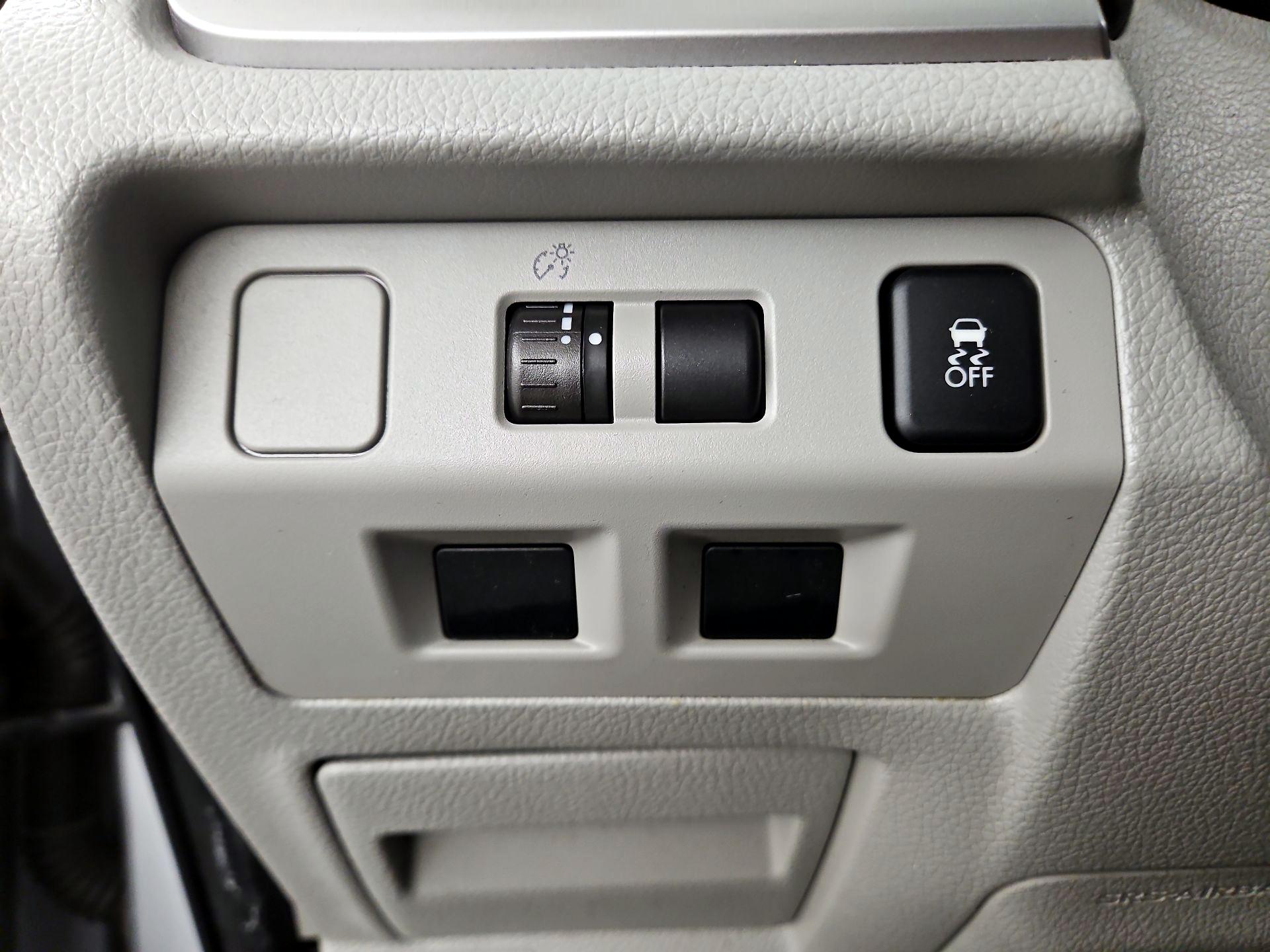 Thumbnail: 2015 Subaru Forester - 13