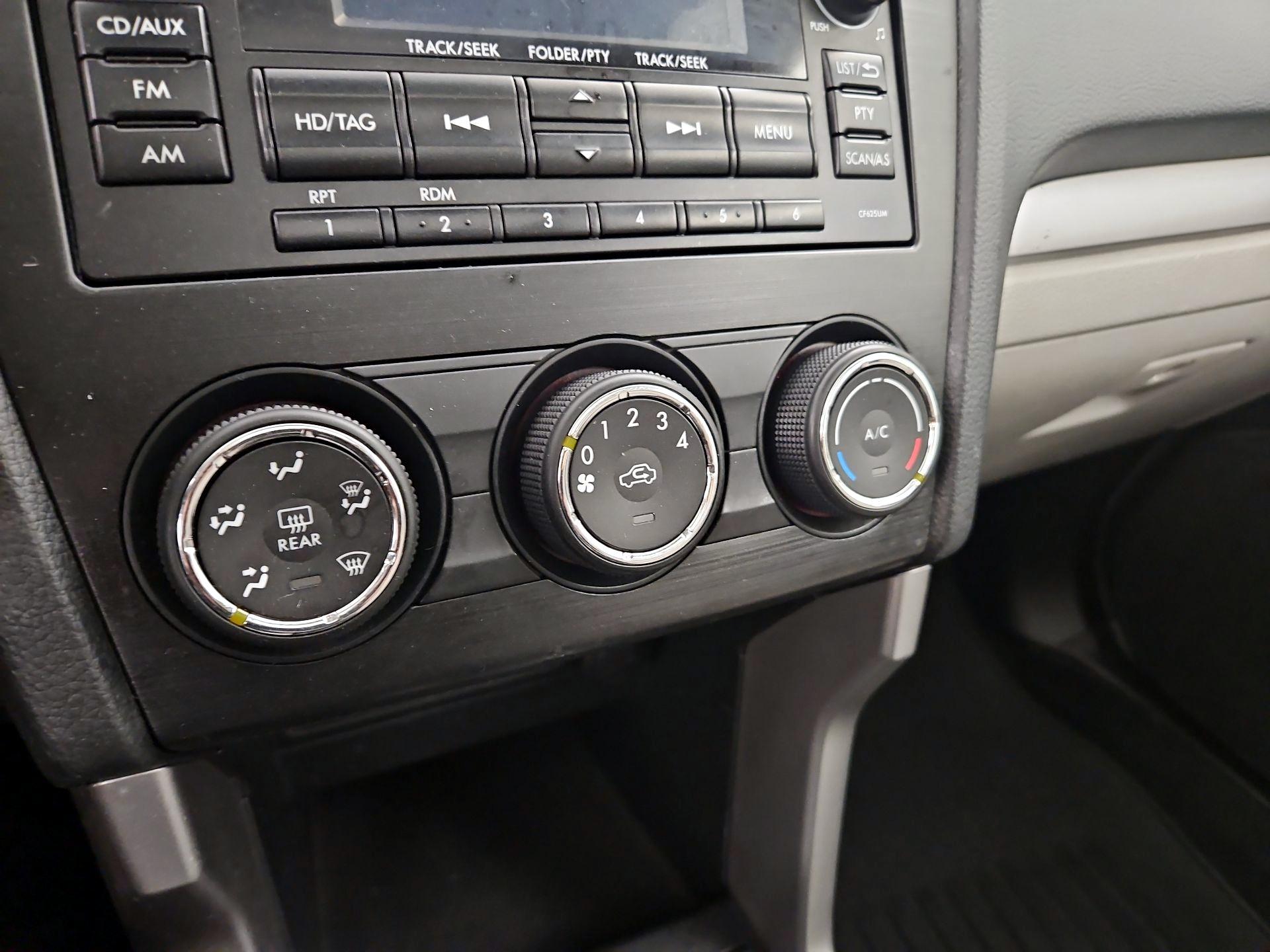 Thumbnail: 2015 Subaru Forester - 15