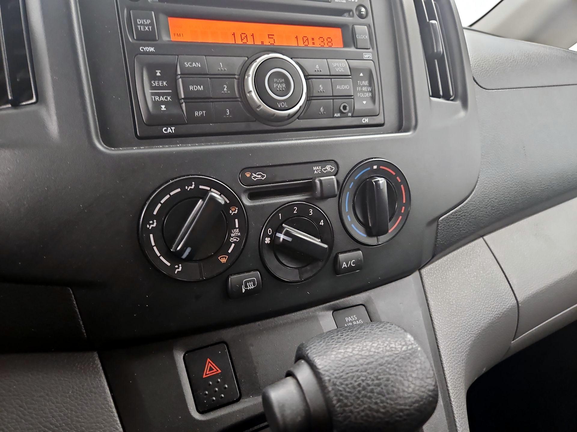 Thumbnail: 2017 Nissan NV200 - 15