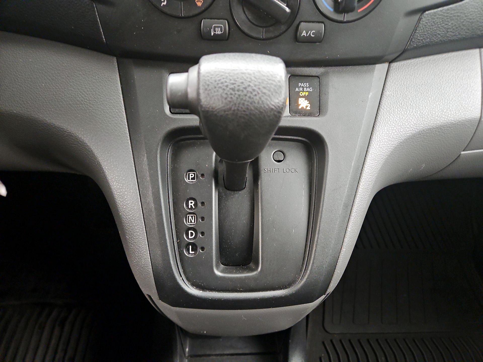 Thumbnail: 2017 Nissan NV200 - 16