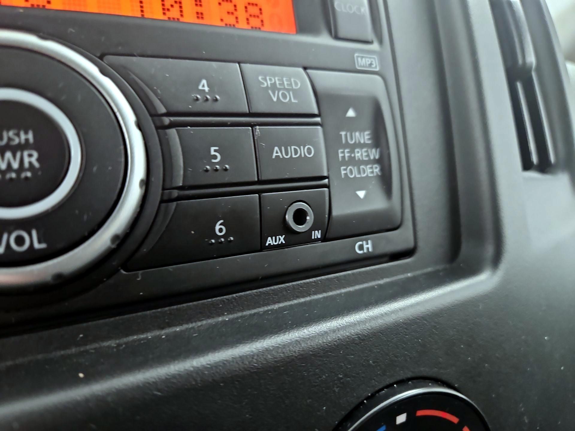 Thumbnail: 2017 Nissan NV200 - 17