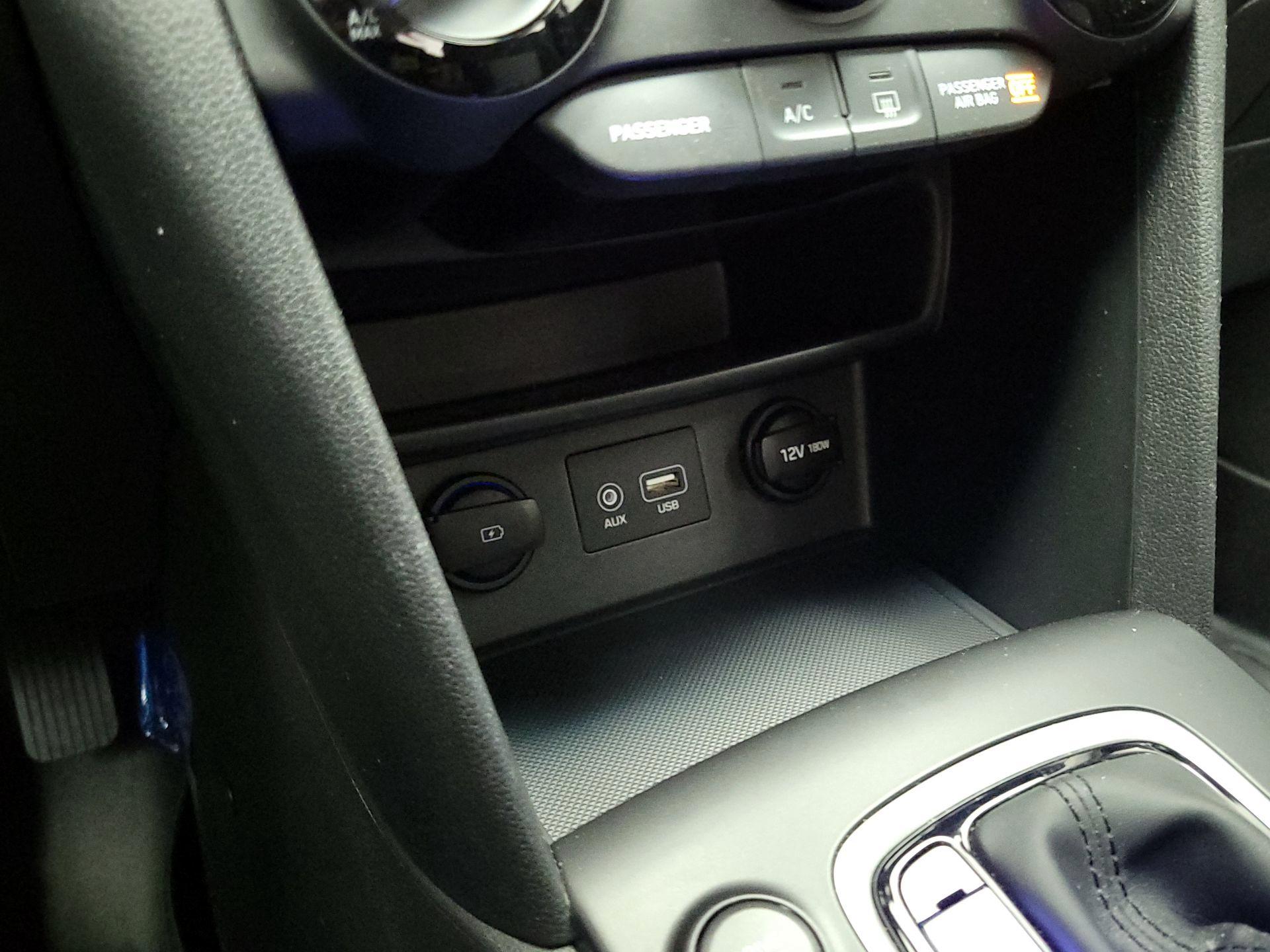 Thumbnail: 2020 Hyundai Kona - 18