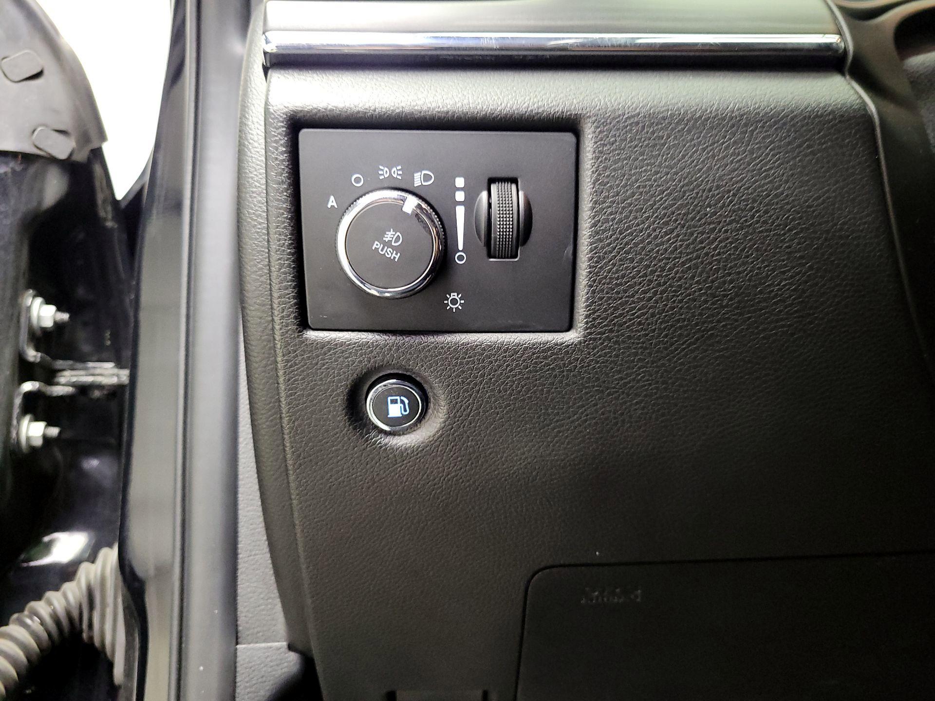 Thumbnail: 2021 Jeep Grand Cherokee - 13