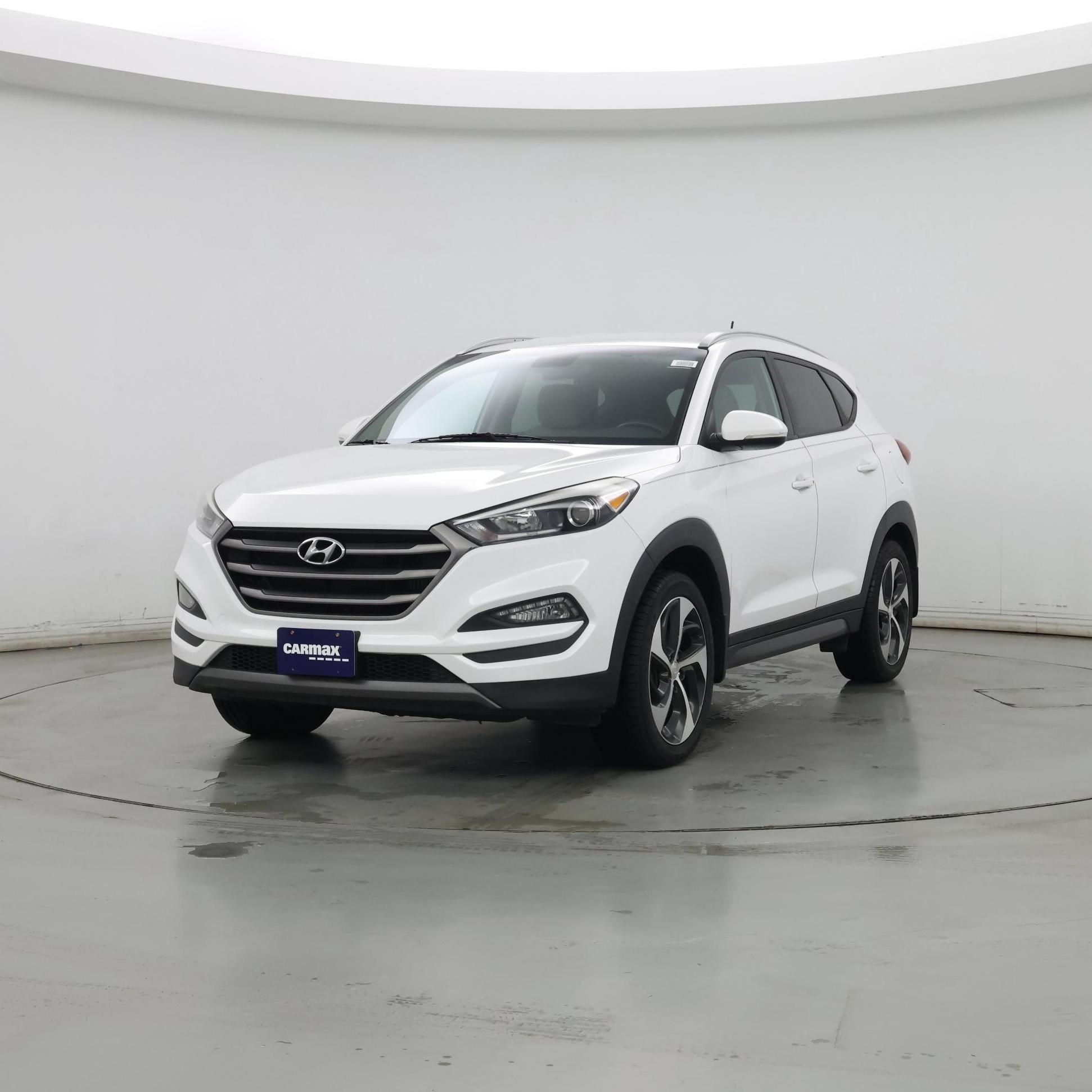 Thumbnail: 2016 Hyundai Tucson - 4