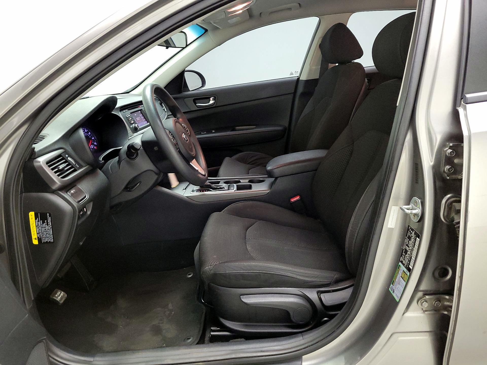 Thumbnail: 2016 Kia Optima - 11