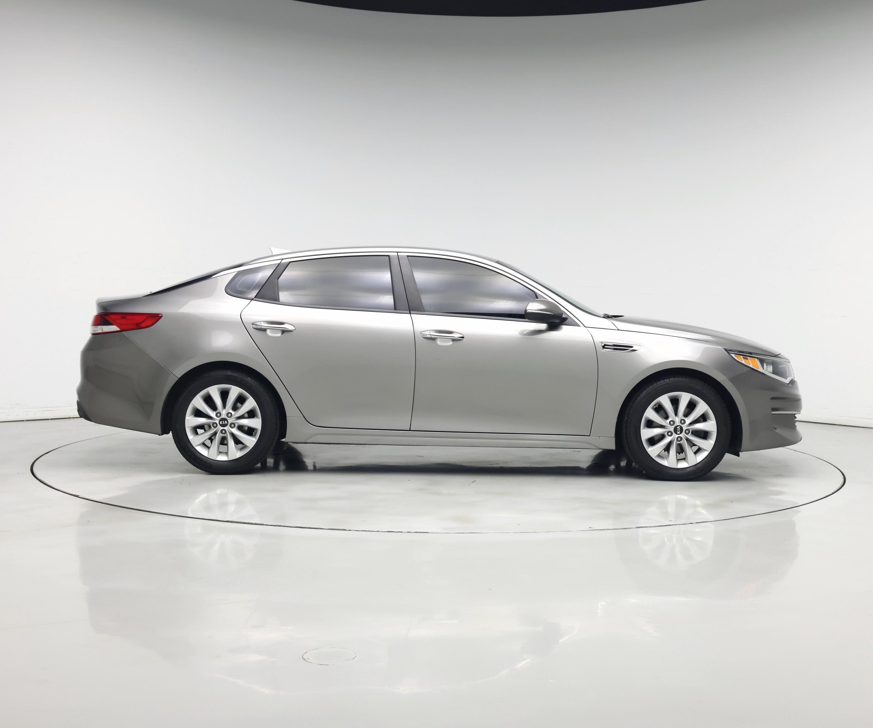 Thumbnail: 2016 Kia Optima - 7