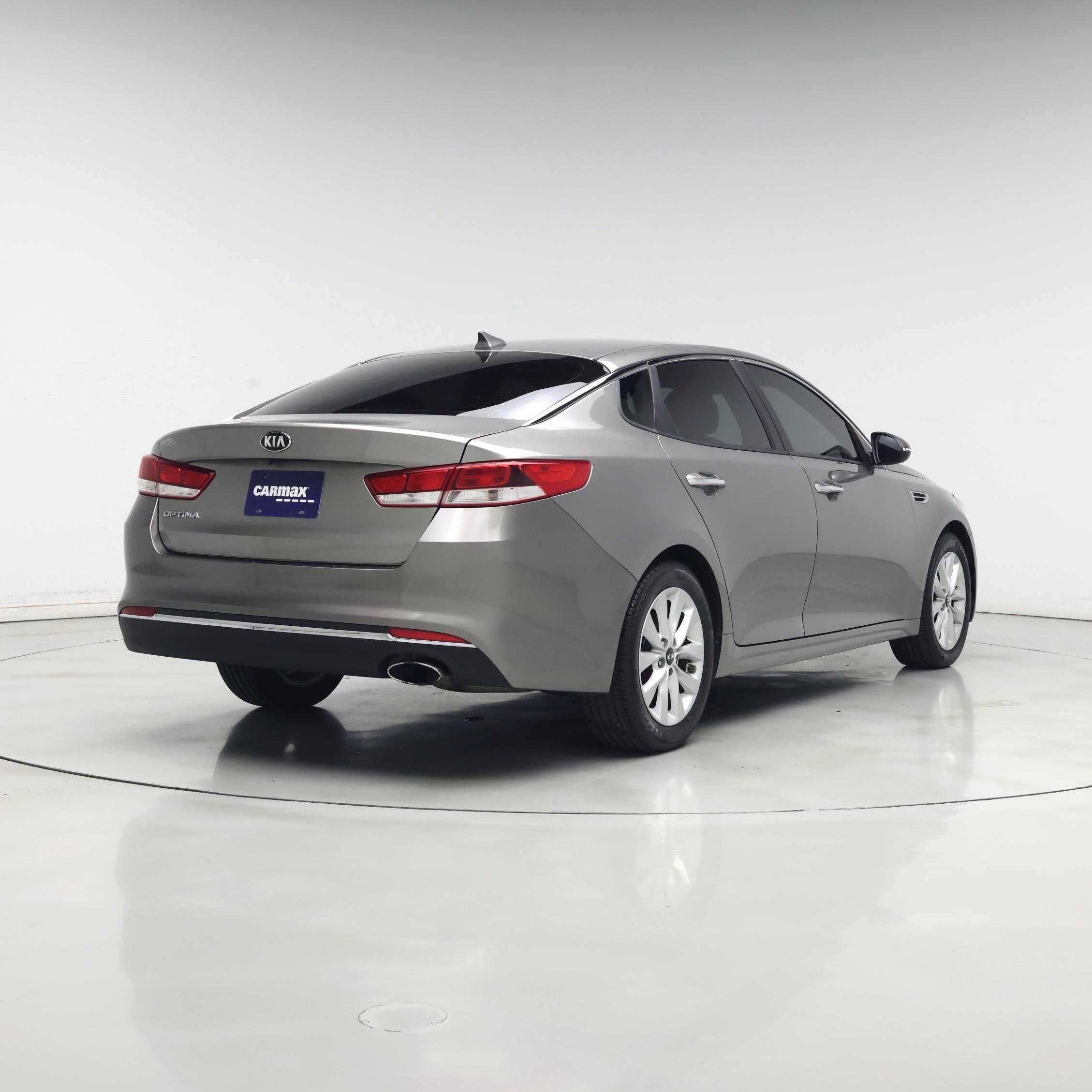Thumbnail: 2016 Kia Optima - 8