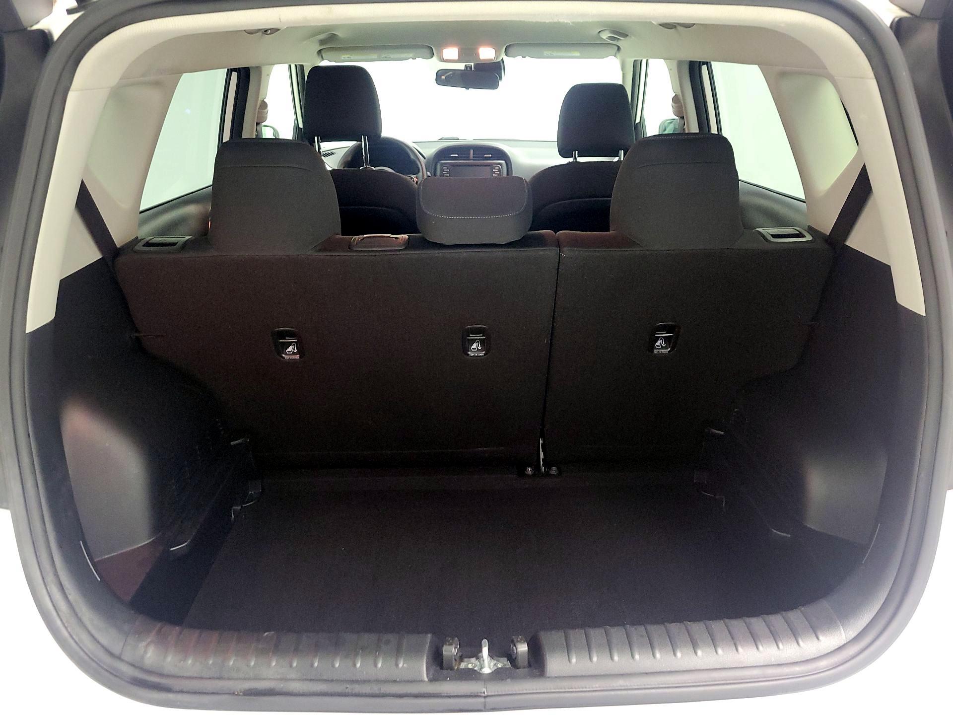 Thumbnail: 2020 Kia Soul - 20