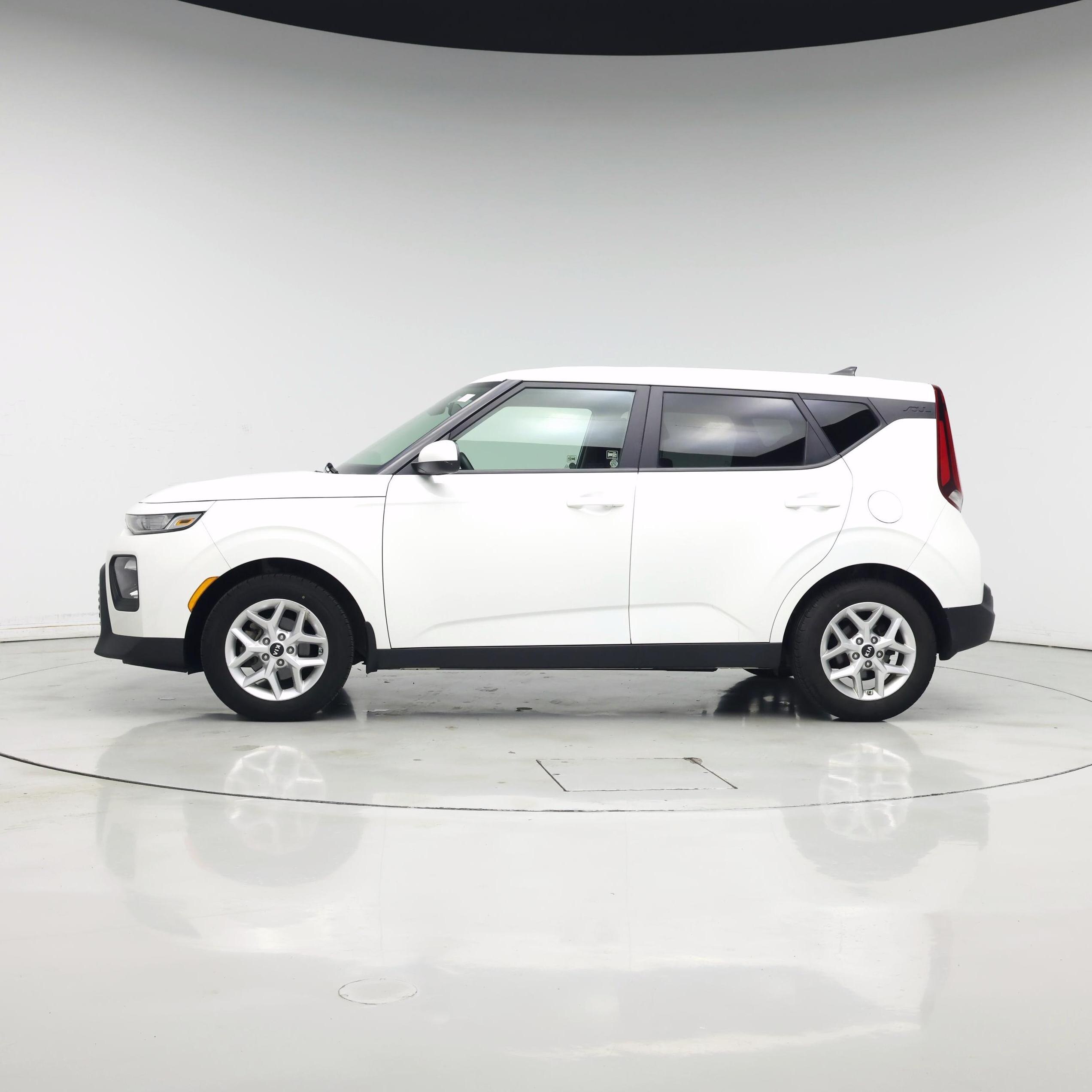 Thumbnail: 2020 Kia Soul - 3