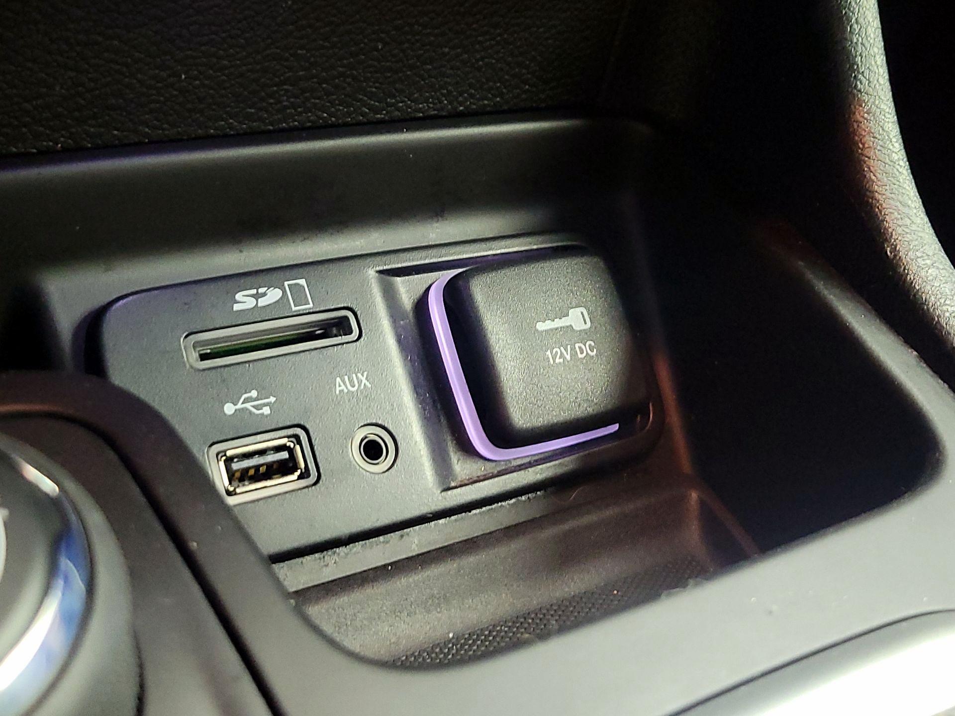 Thumbnail: 2017 Jeep Cherokee - 18