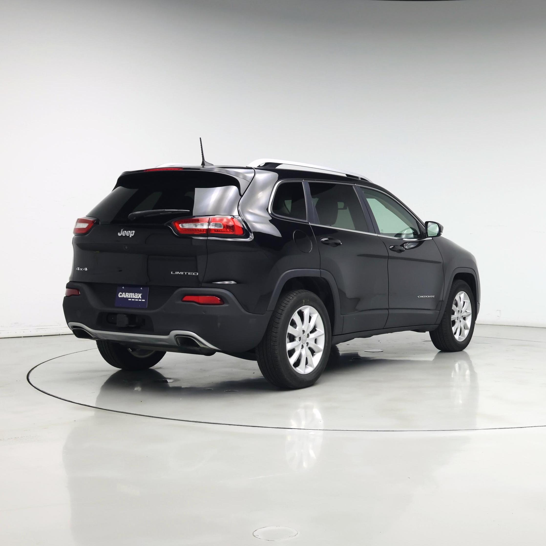 Thumbnail: 2017 Jeep Cherokee - 8