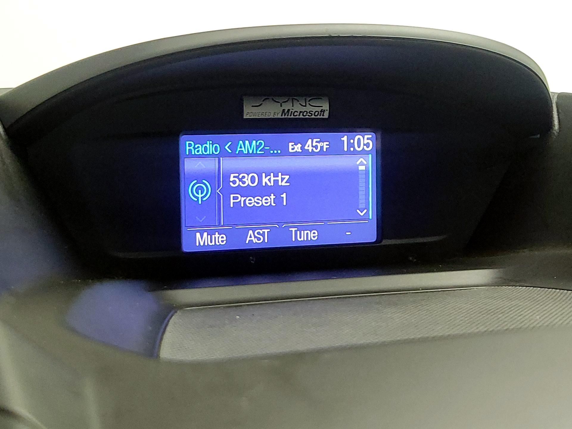 Thumbnail: 2014 Ford Escape - 14