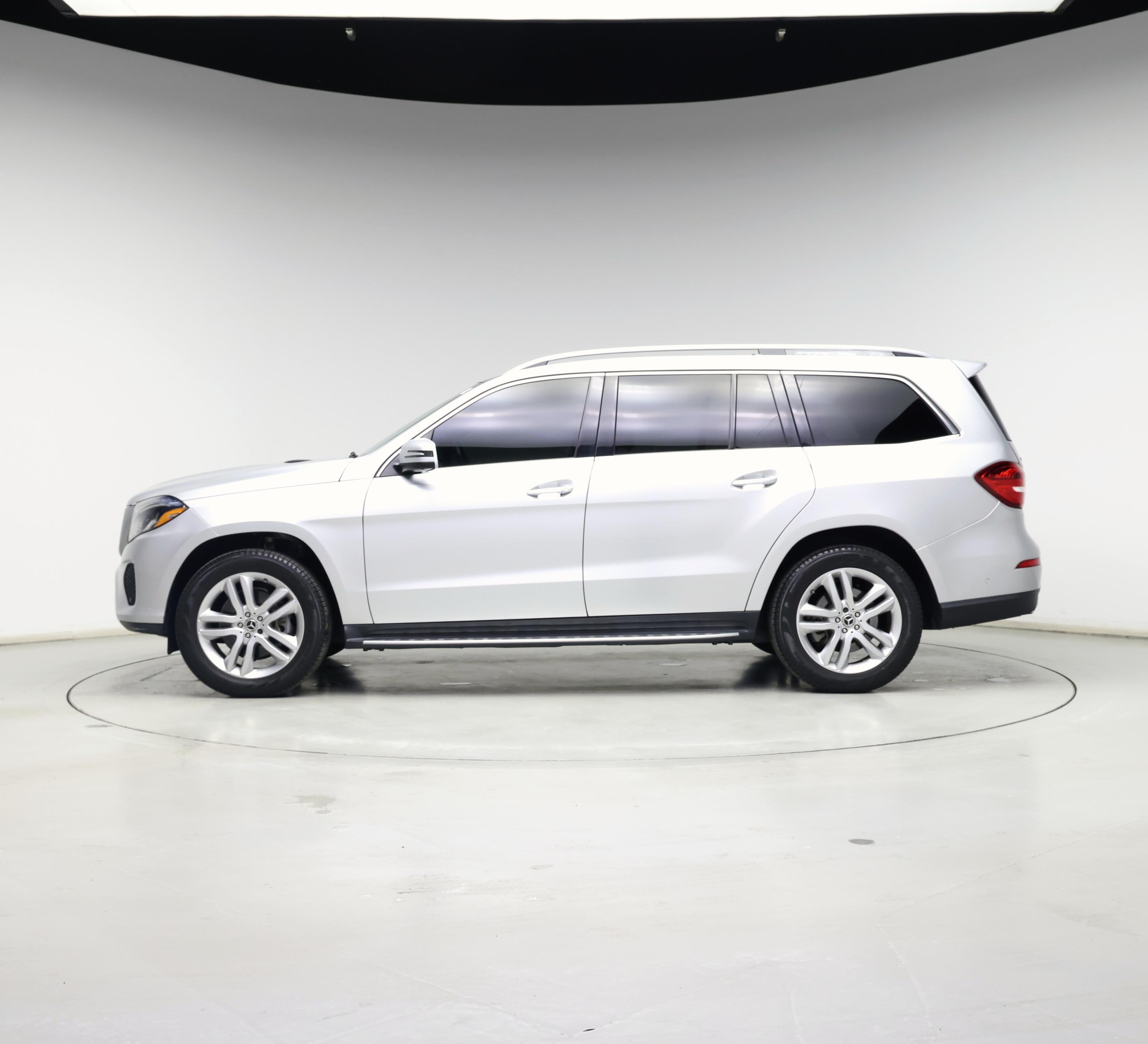 Thumbnail: 2018 Mercedes-Benz GLS - 3