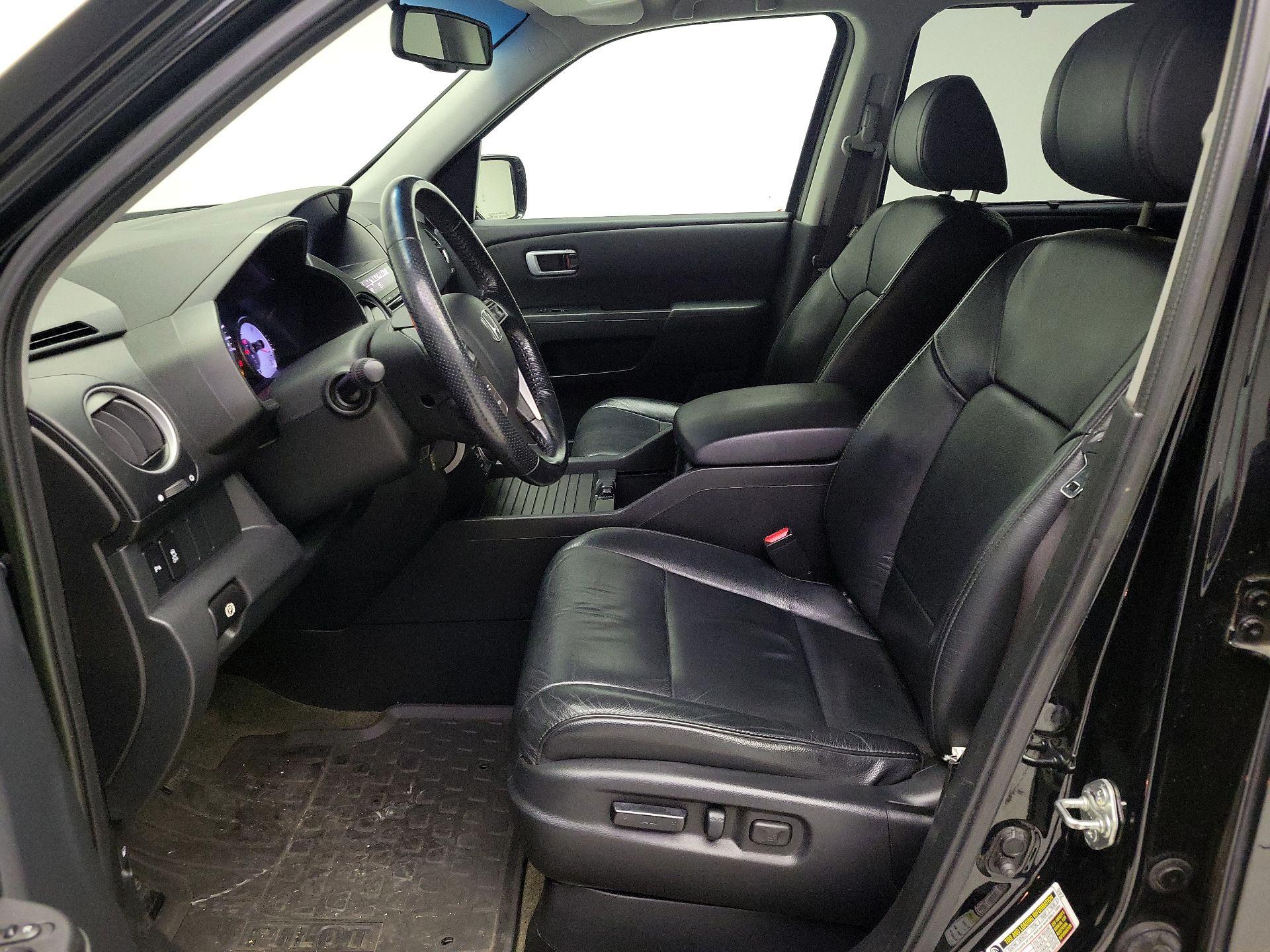 Thumbnail: 2015 Honda Pilot - 11