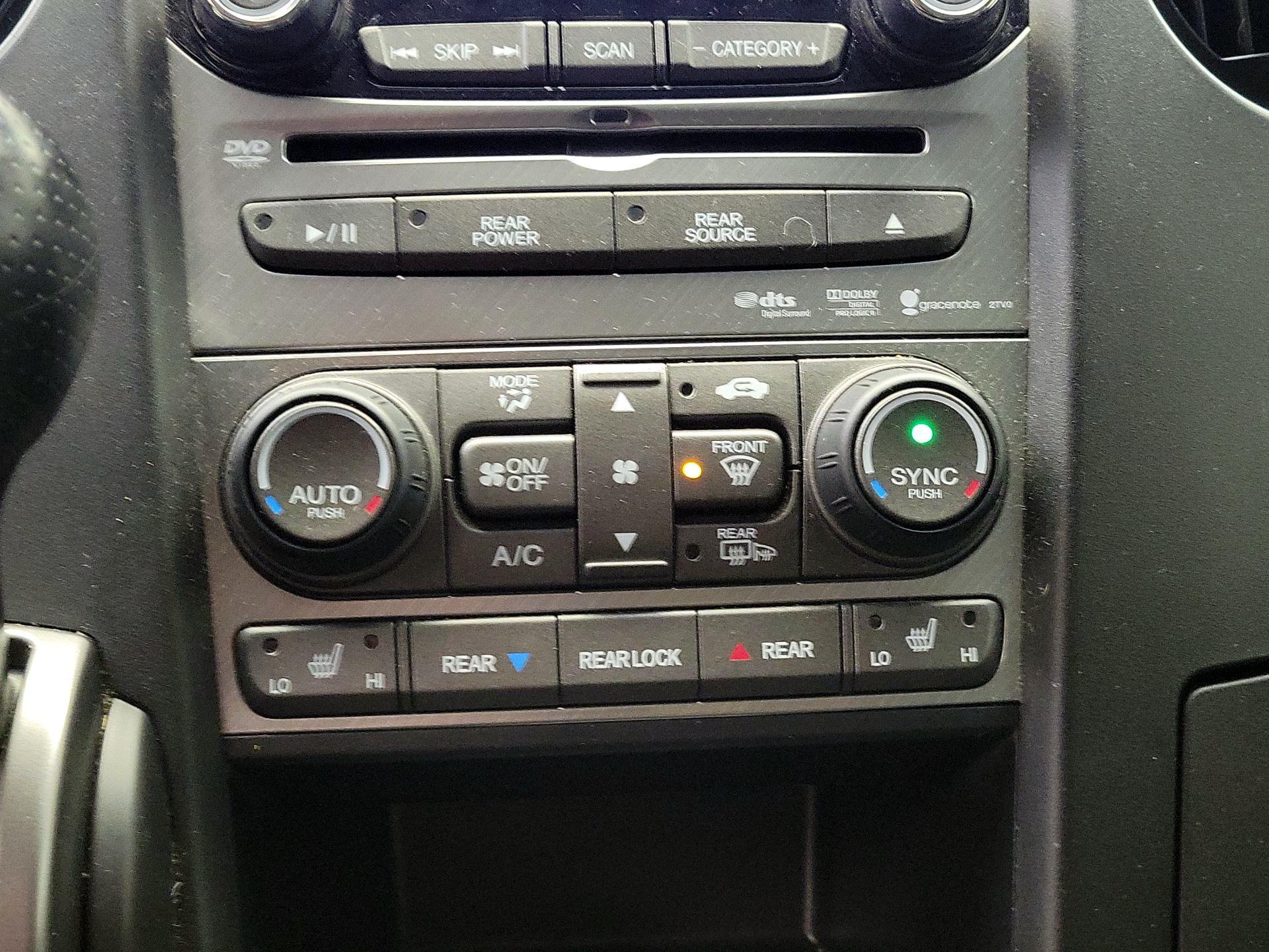 Thumbnail: 2015 Honda Pilot - 17