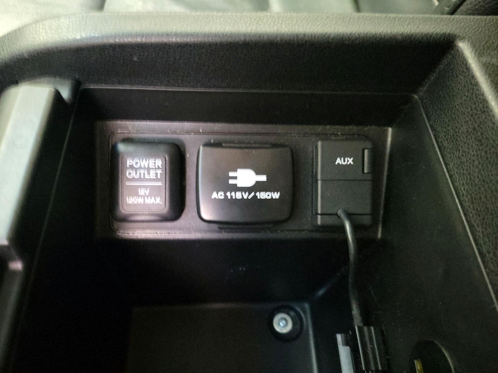 Thumbnail: 2015 Honda Pilot - 19