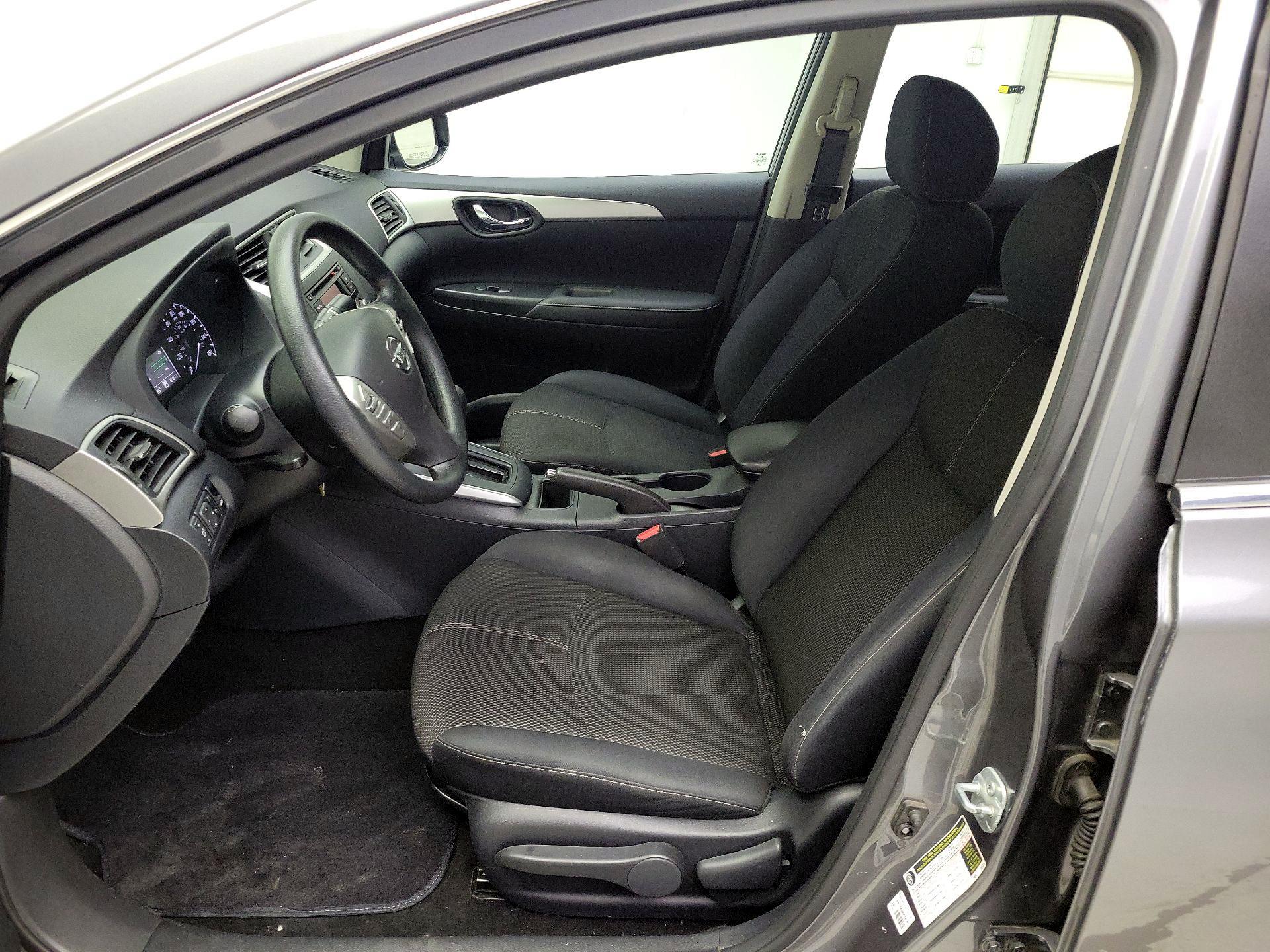 Thumbnail: 2017 Nissan Sentra - 11