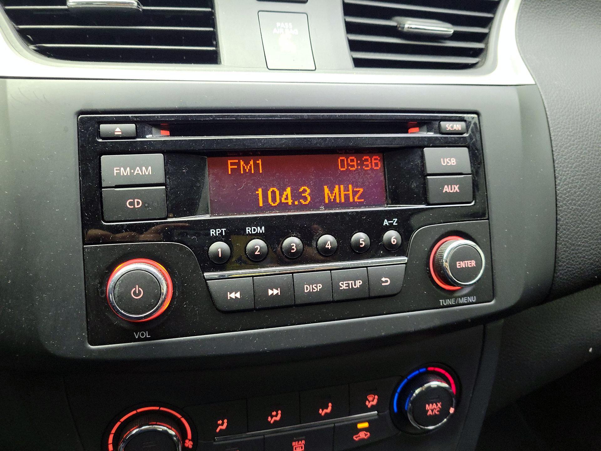 Thumbnail: 2017 Nissan Sentra - 14