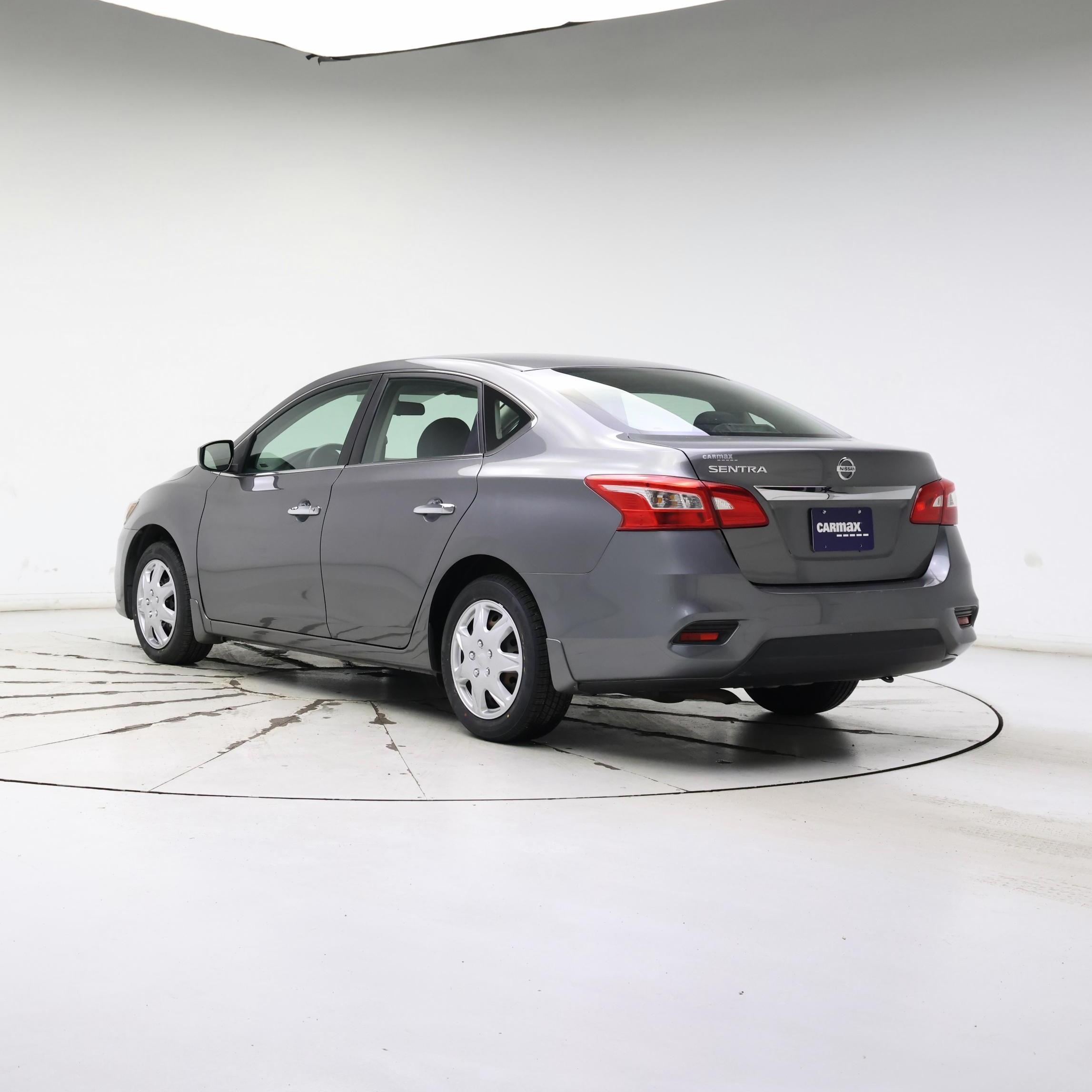 Thumbnail: 2017 Nissan Sentra - 2