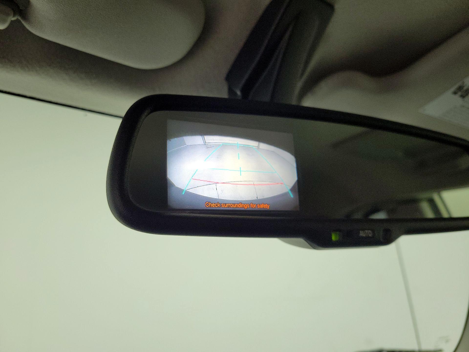 Thumbnail: 2014 Toyota FJ Cruiser - 15