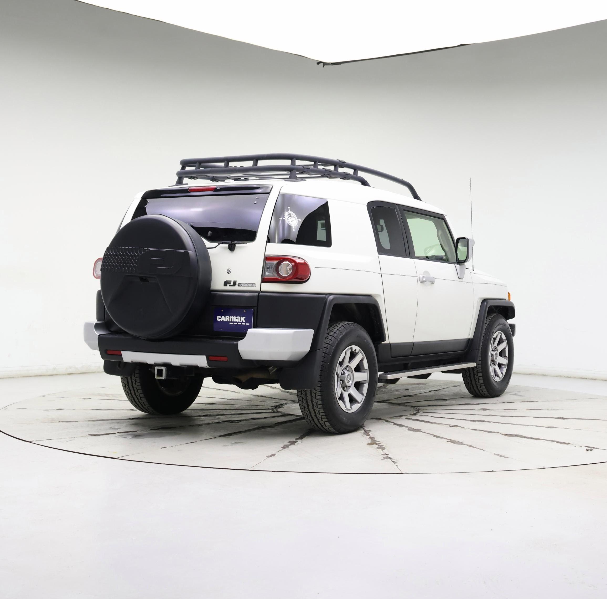 Thumbnail: 2014 Toyota FJ Cruiser - 8