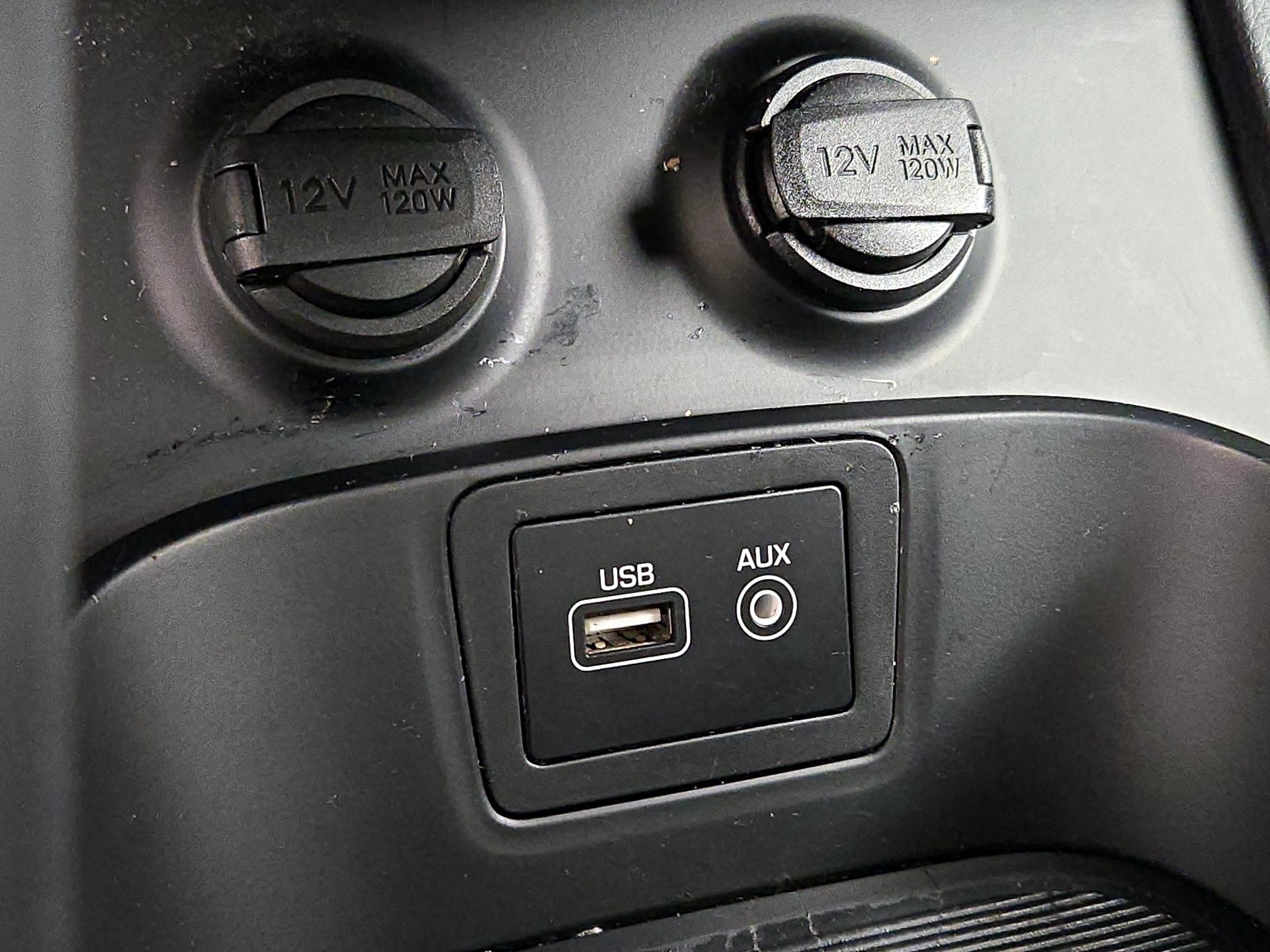 Thumbnail: 2017 Hyundai Santa Fe - 19