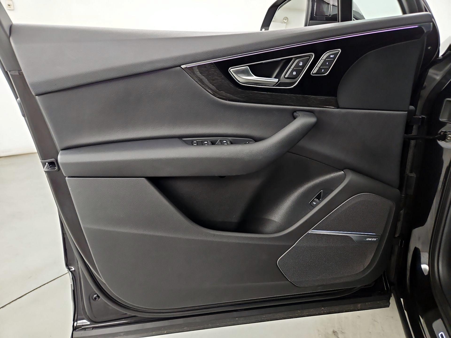 Thumbnail: 2019 Audi Q7 - 12