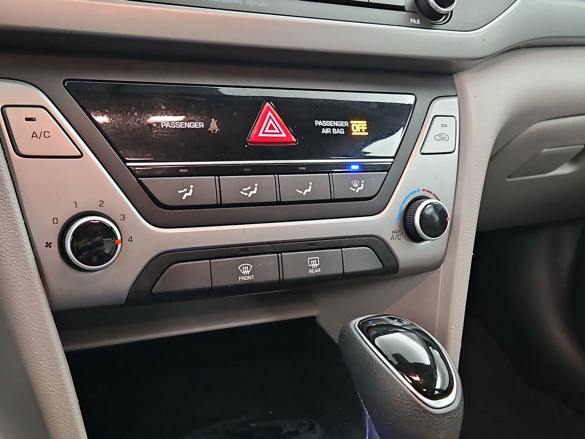 Thumbnail: 2018 Hyundai Elantra - 16