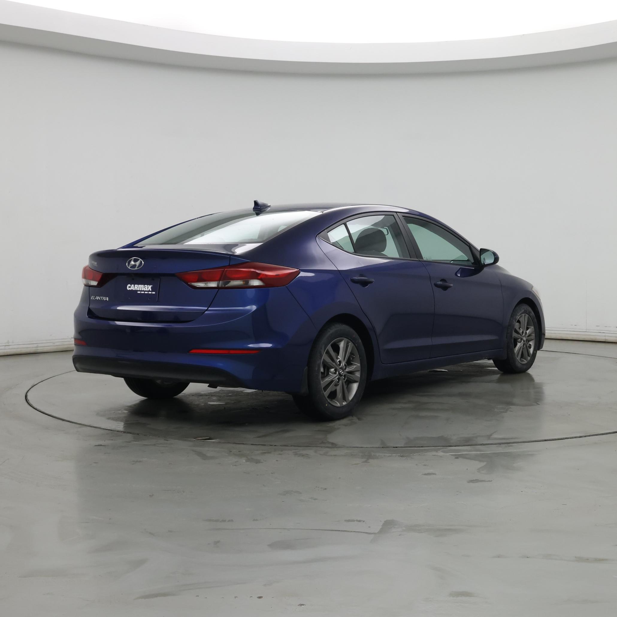 Thumbnail: 2018 Hyundai Elantra - 8